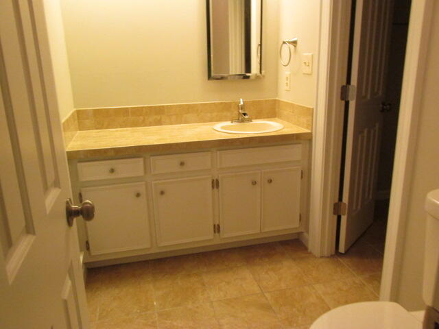 6 Conifer Square Property Photo 23