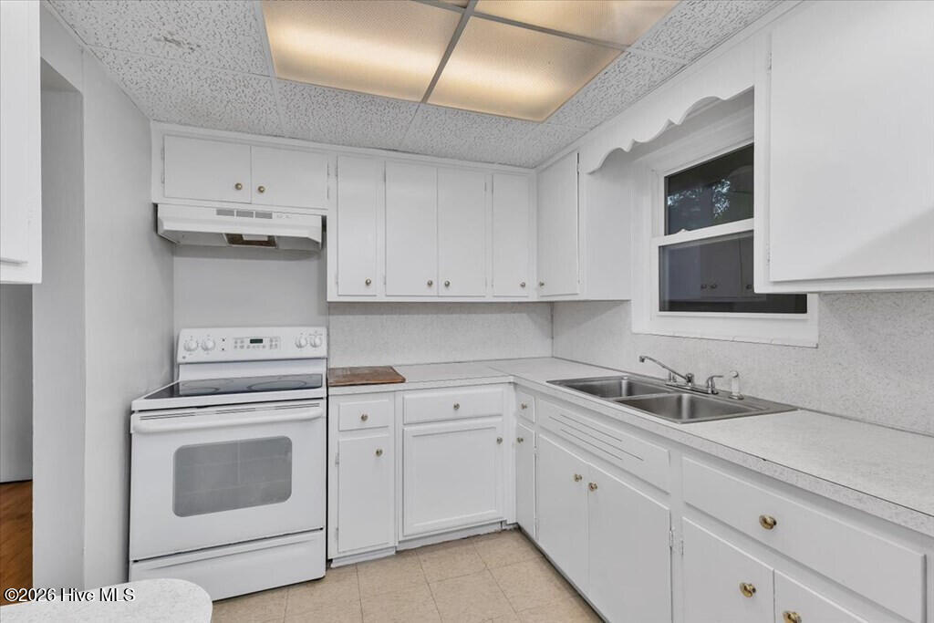 2923 Virginia Road Property Photo 4