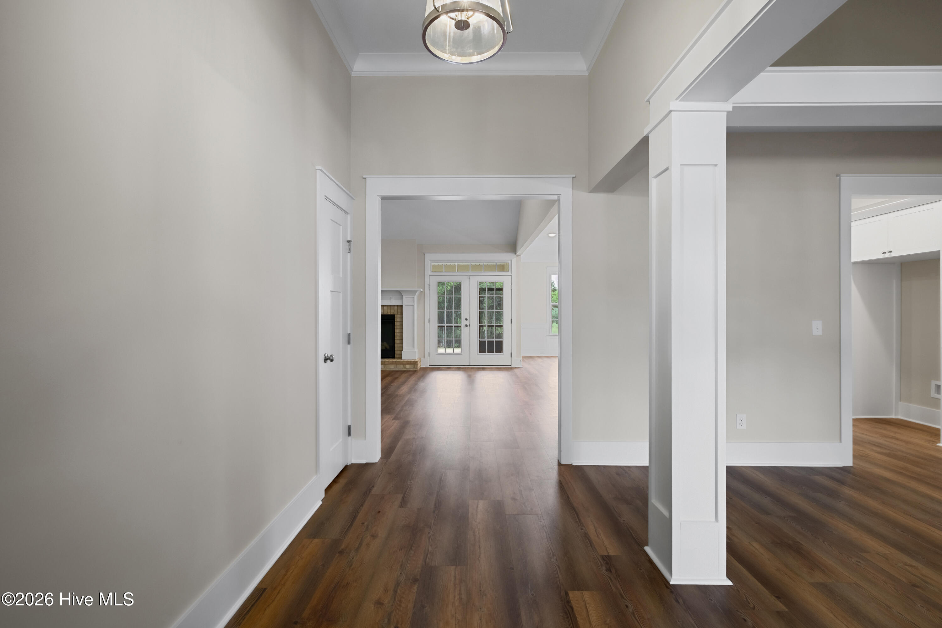 1200 Bellingham Drive Property Photo 8