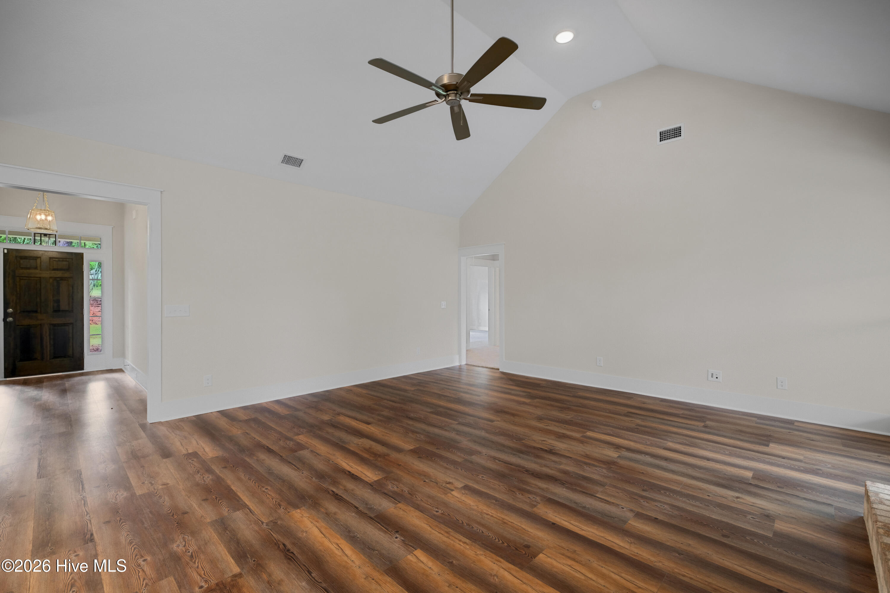 1200 Bellingham Drive Property Photo 12