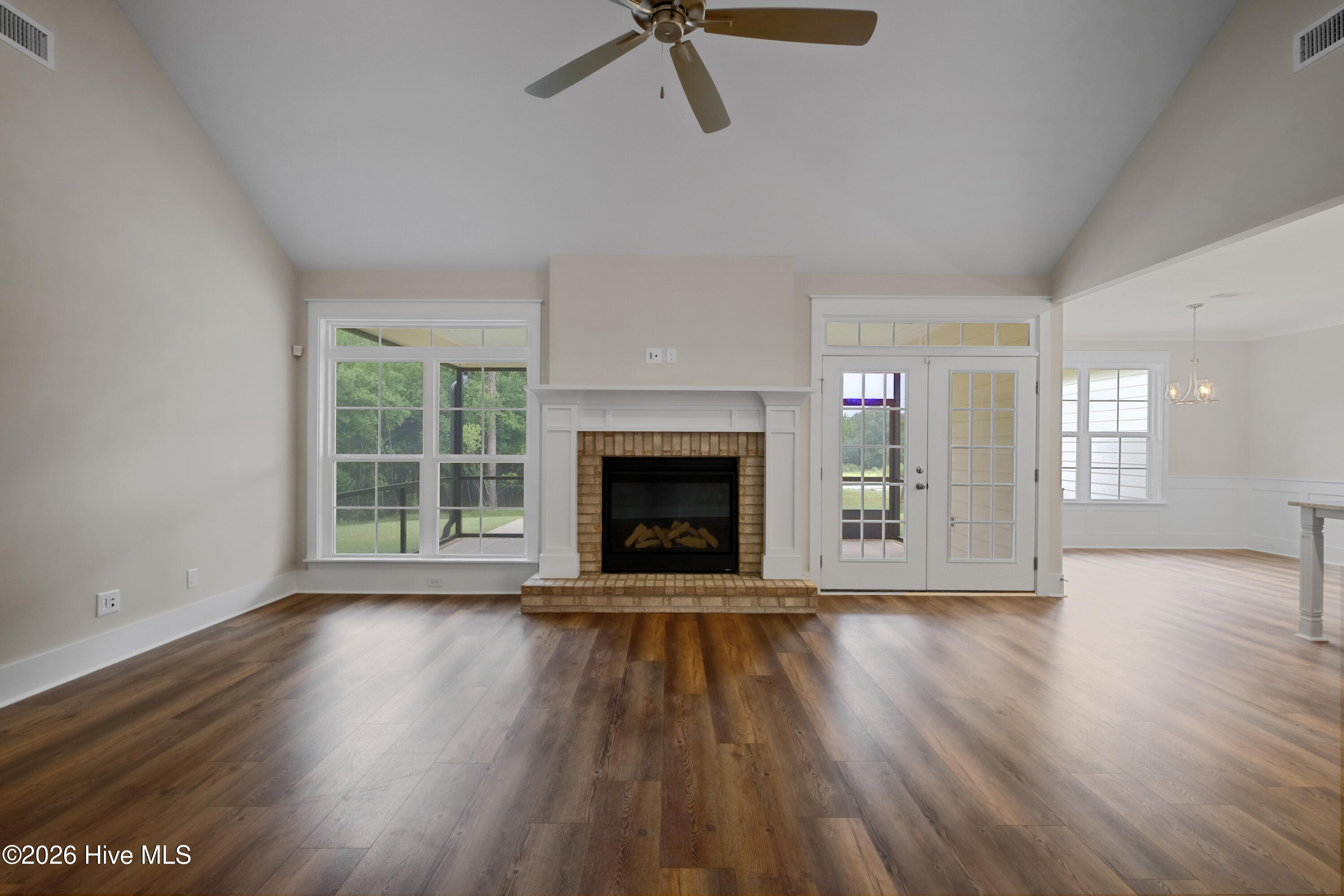 1200 Bellingham Drive Property Photo 13