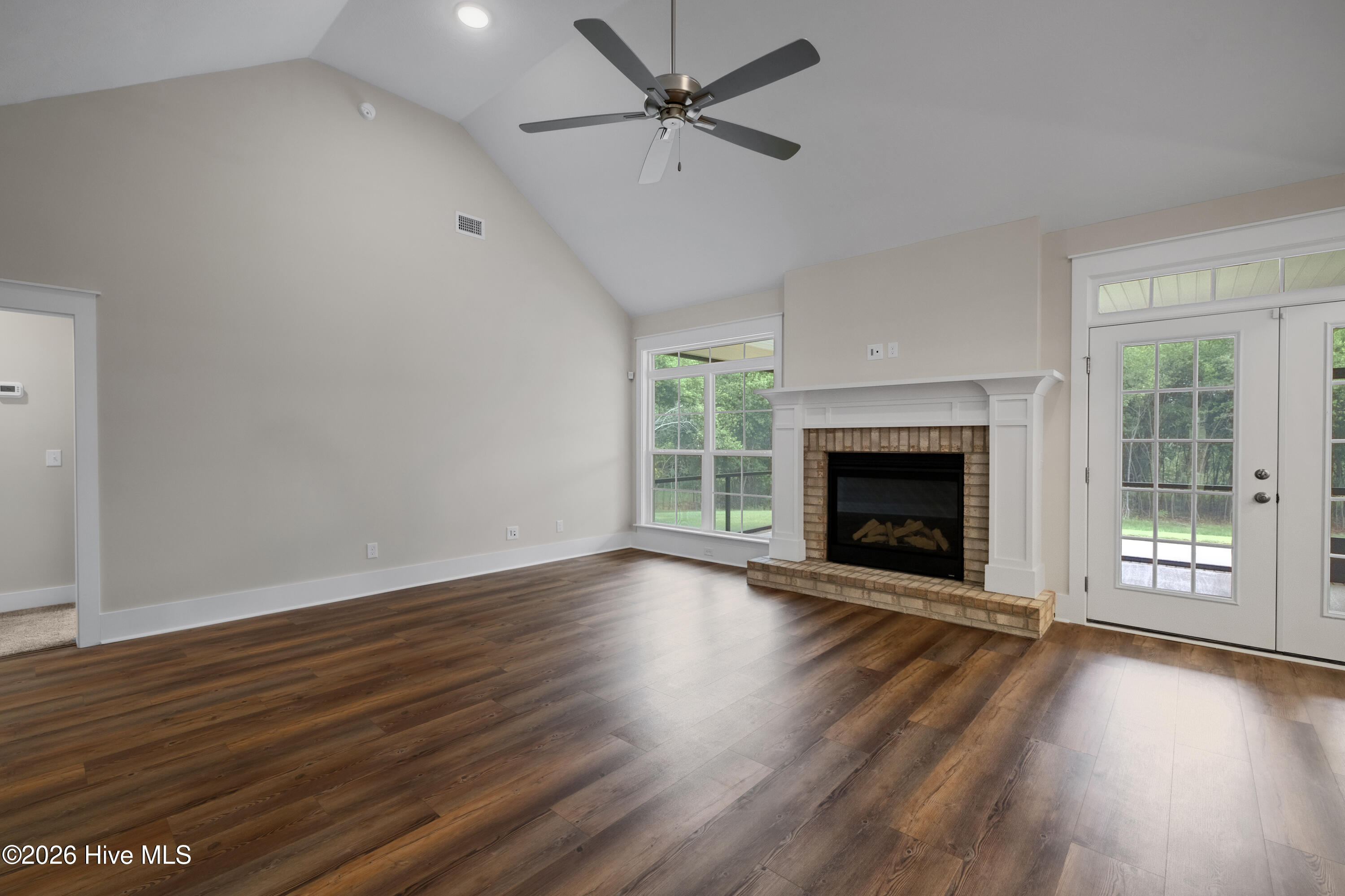 1200 Bellingham Drive Property Photo 14