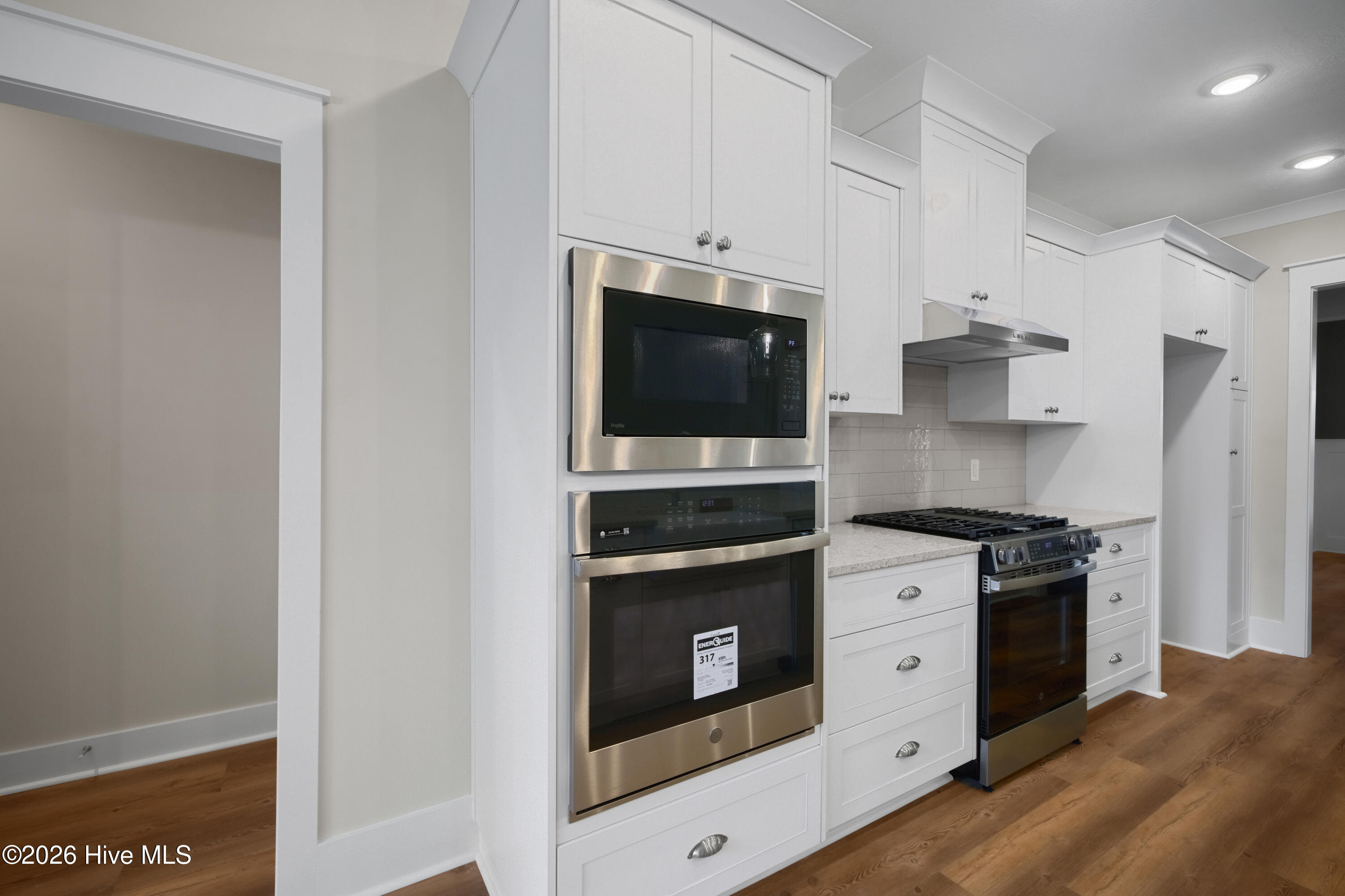 1200 Bellingham Drive Property Photo 19