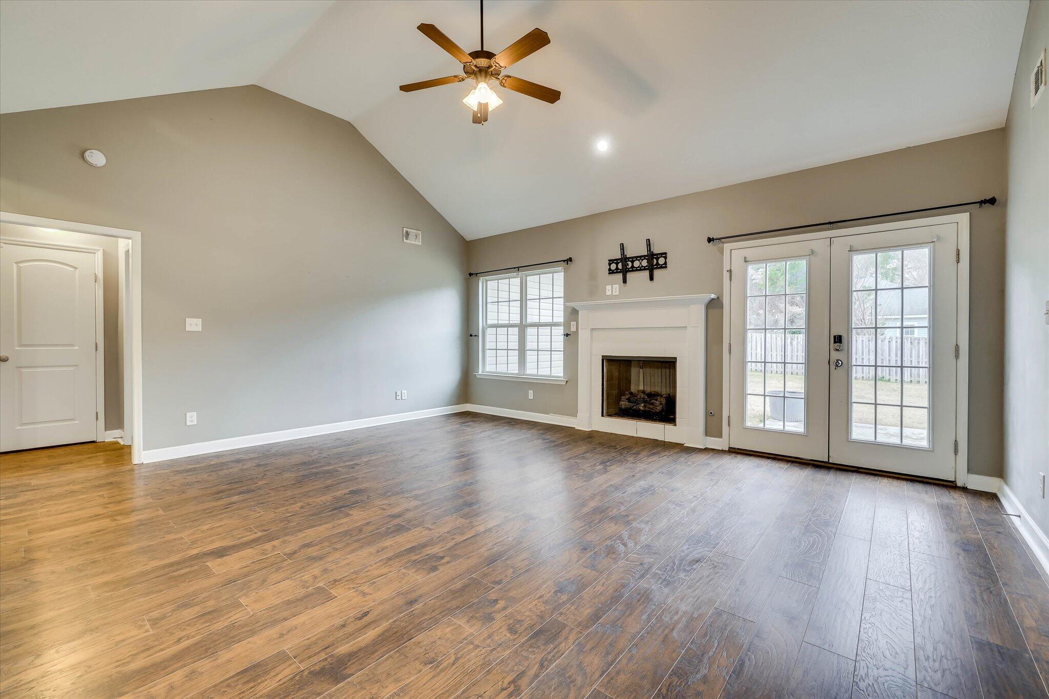 721 Wickham Drive Property Photo 8