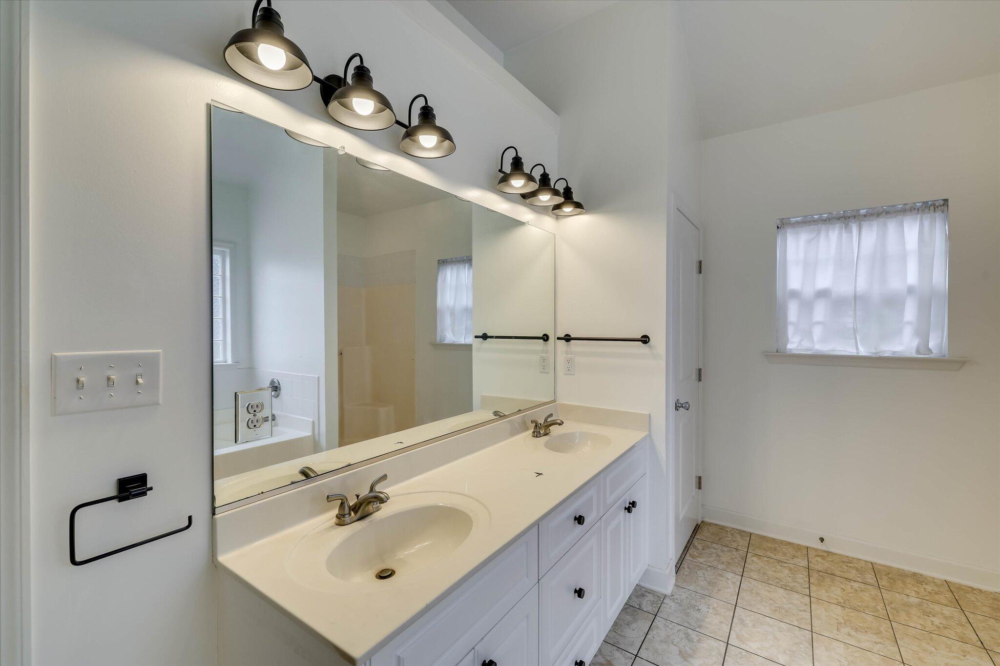 721 Wickham Drive Property Photo 27