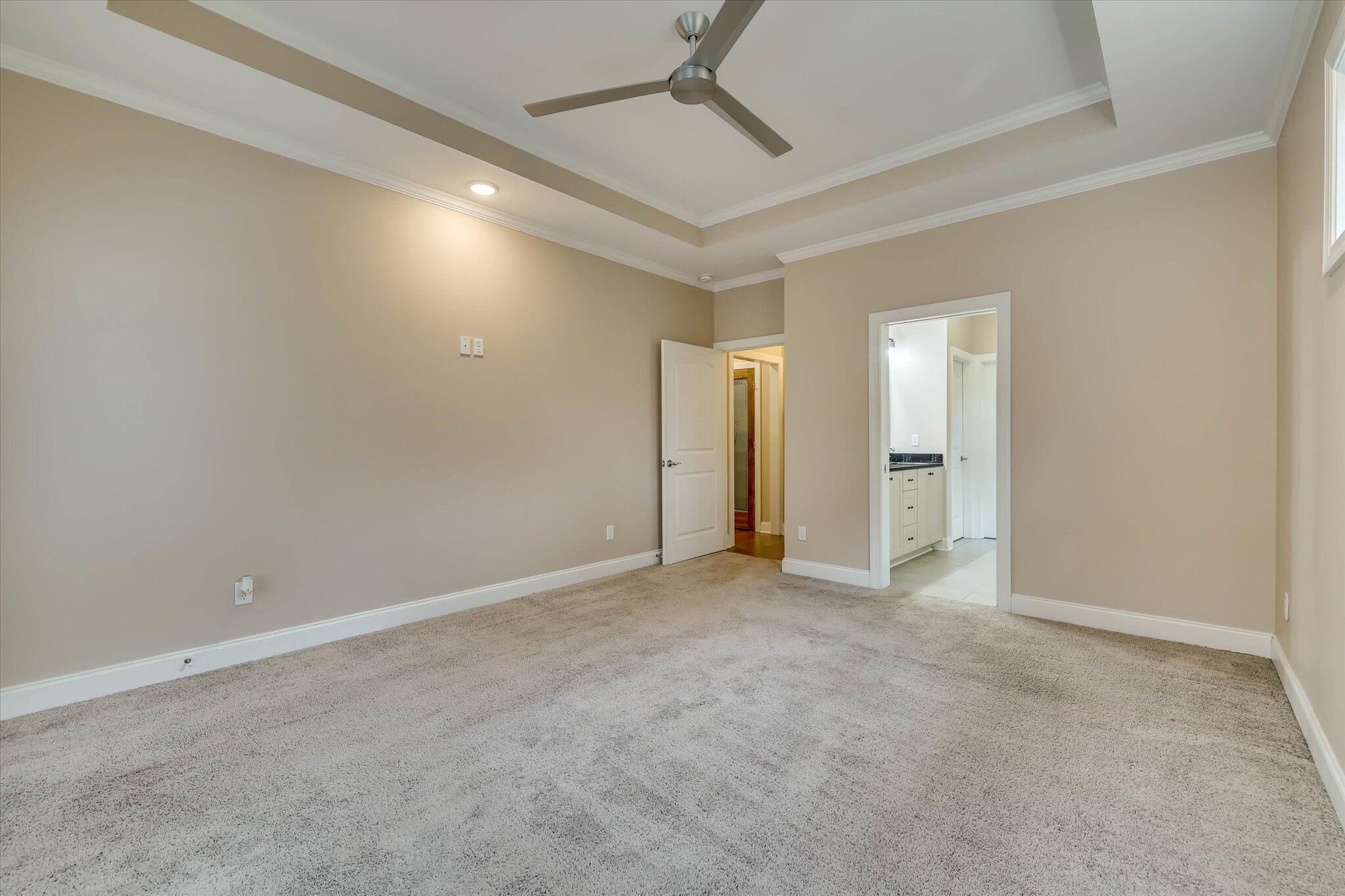 185 Bereau Drive Property Photo 24