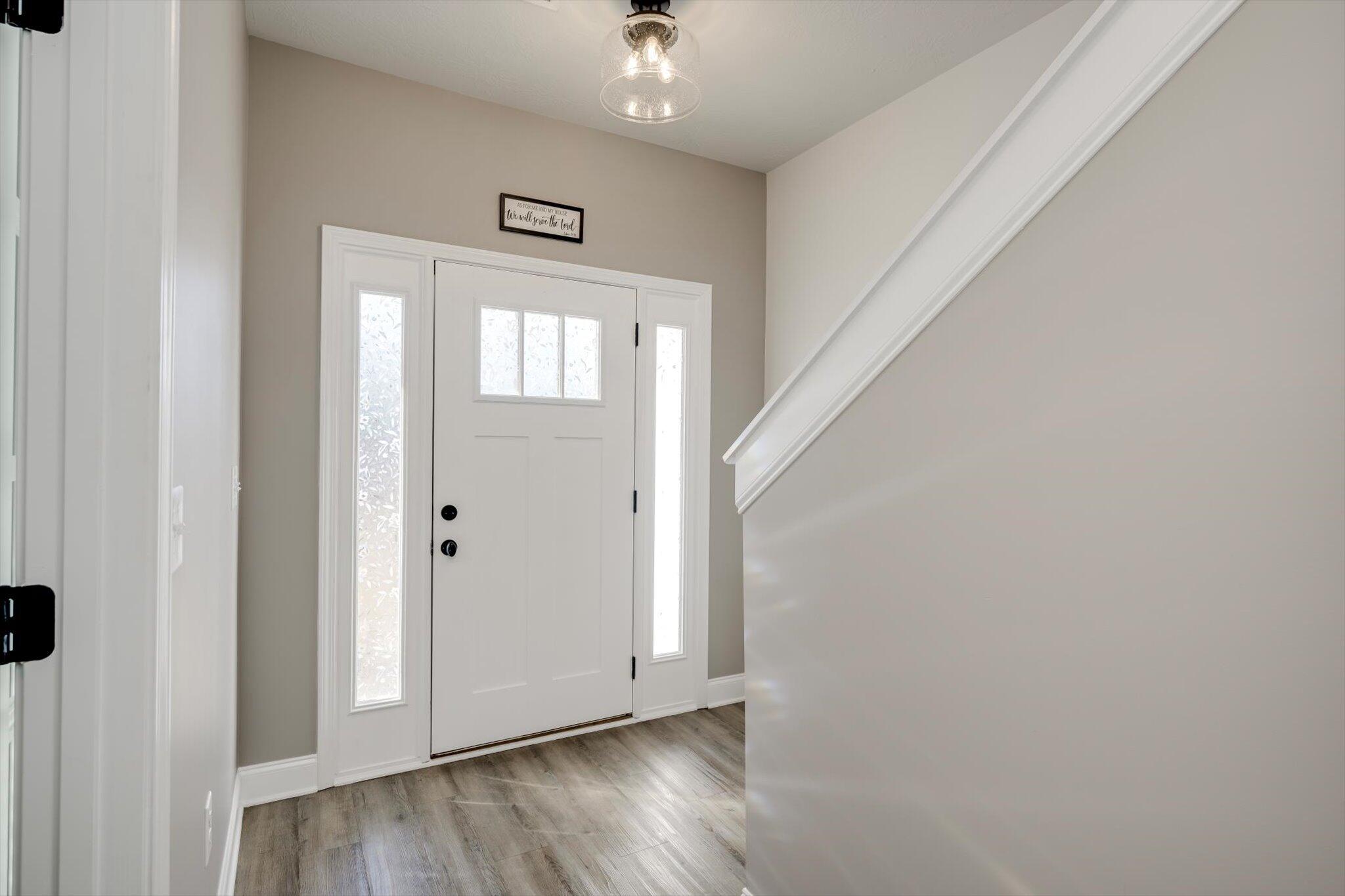 924 Sweetgrass Circle Property Photo 6