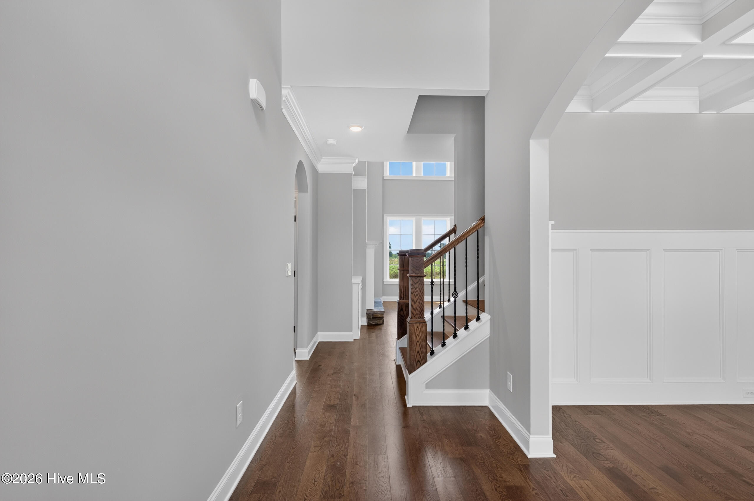 448 Woodlawn Street Property Photo 6