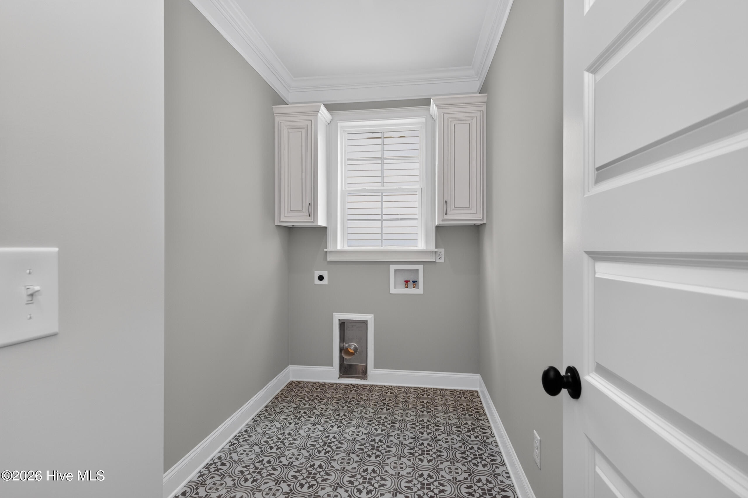 448 Woodlawn Street Property Photo 23