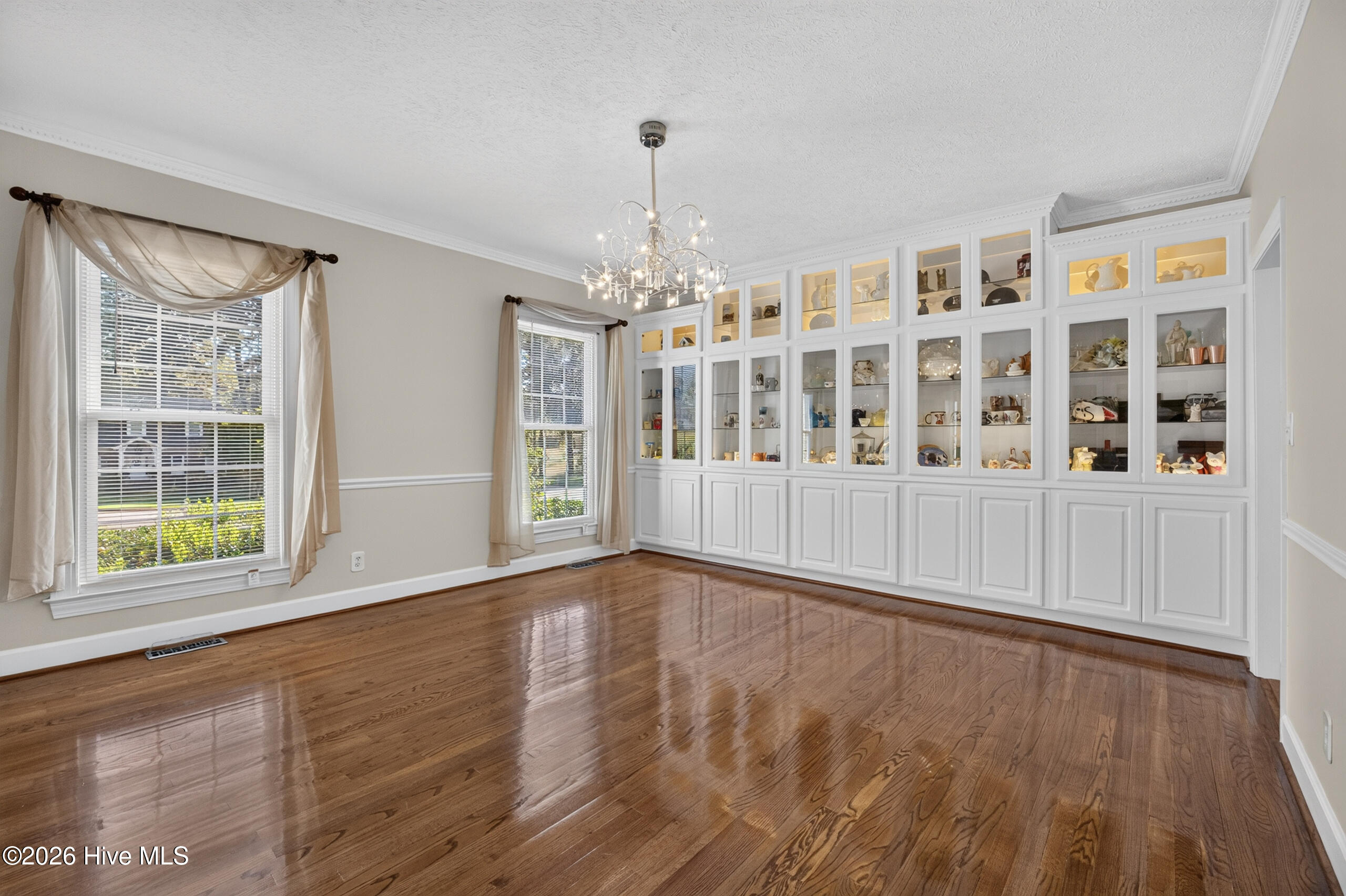 10 Fox Creek Drive Property Photo 8