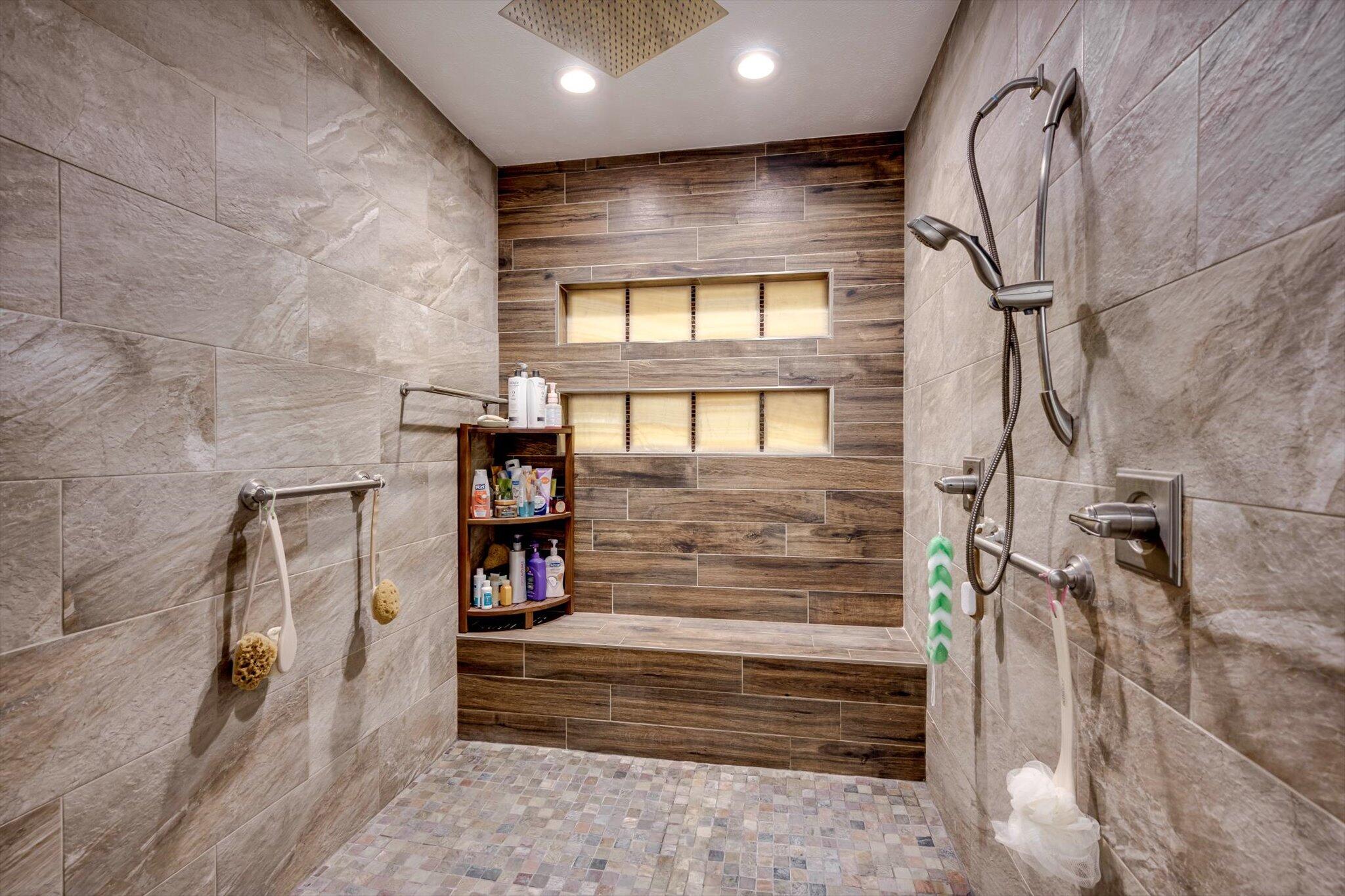 10 Fox Creek Drive Property Photo 20