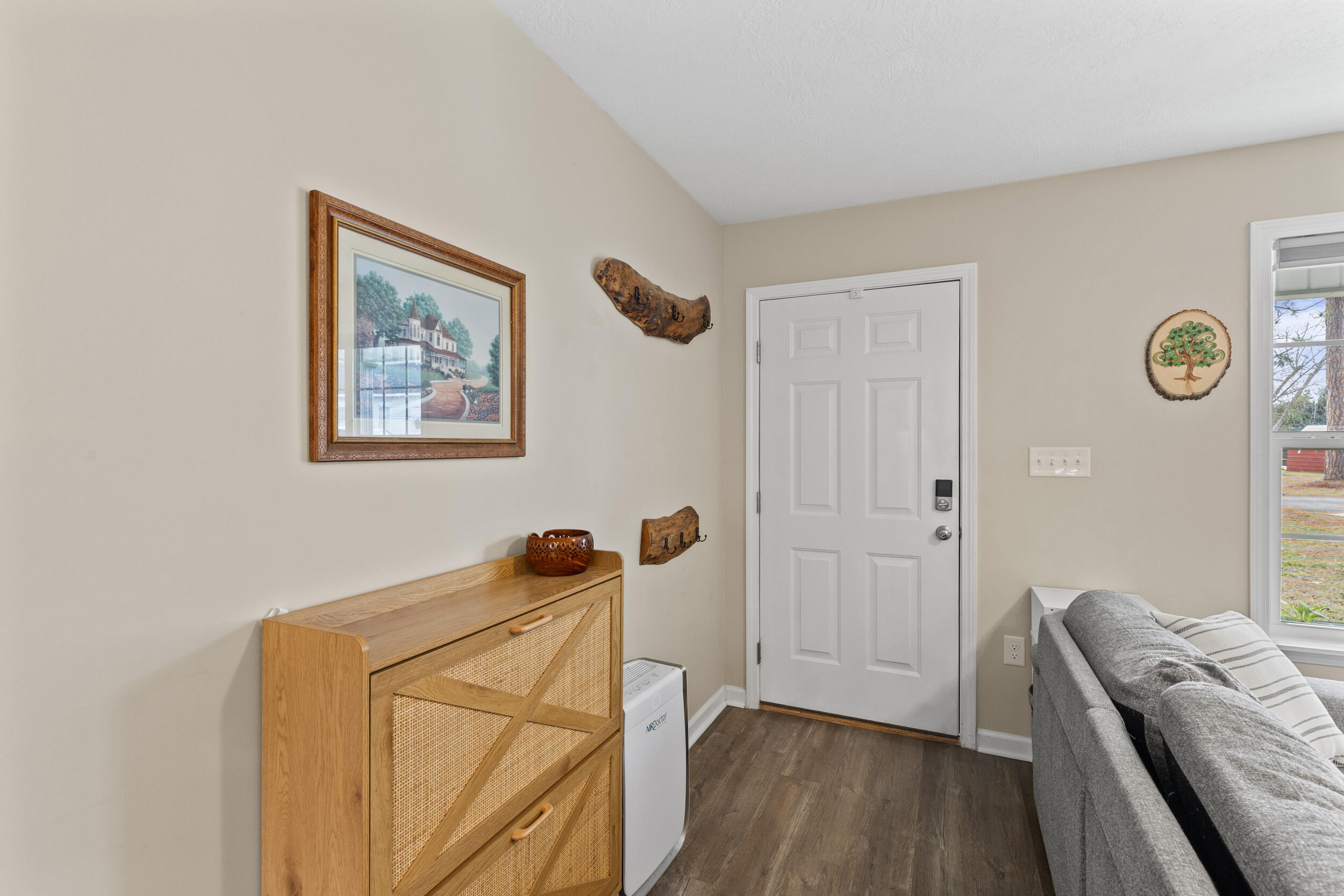 109 Matthews Street Property Photo 4