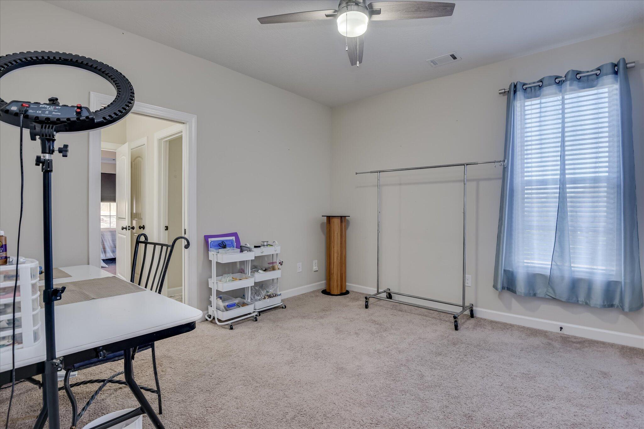 440 Bellingham Drive Property Photo 44