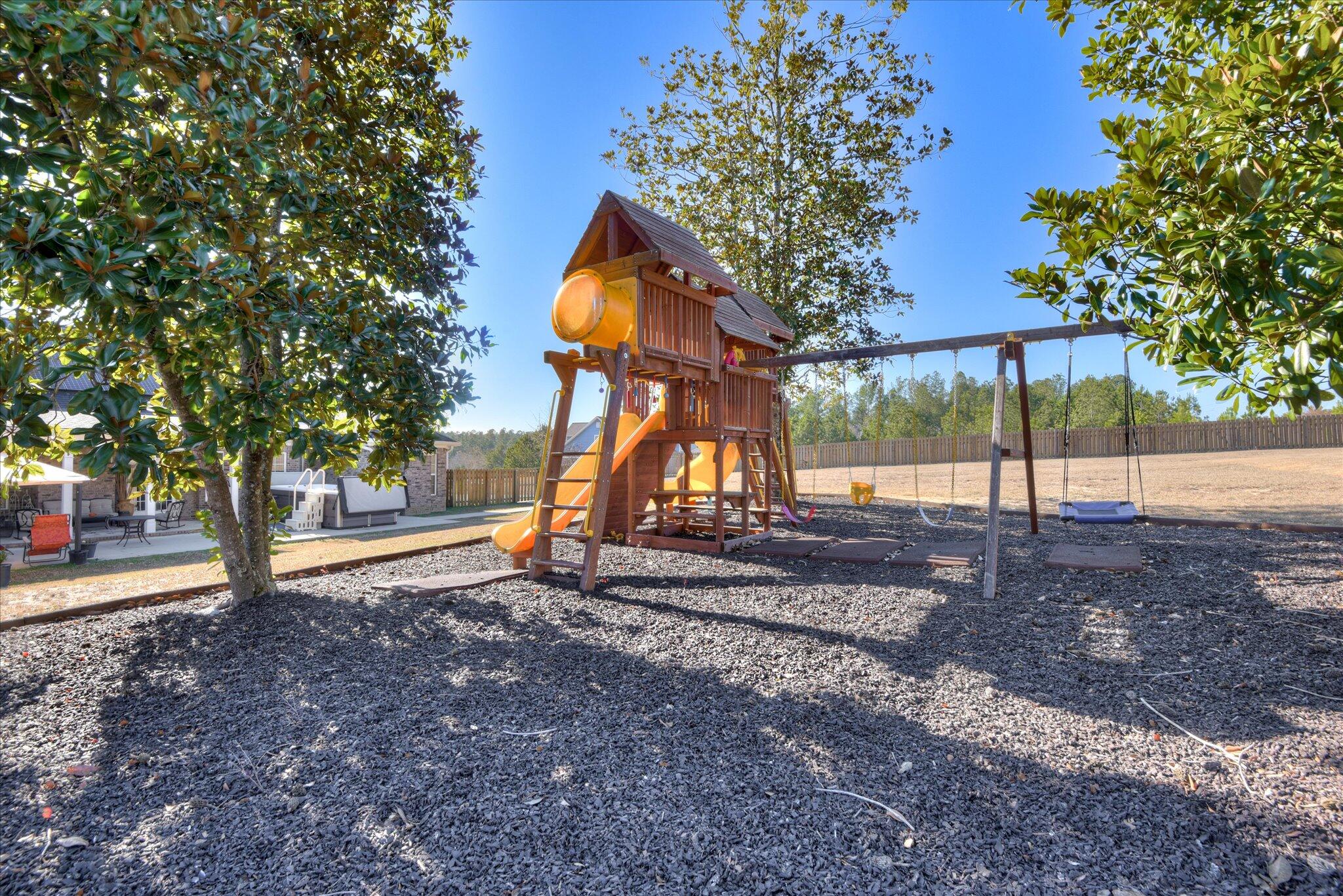 440 Bellingham Drive Property Photo 62