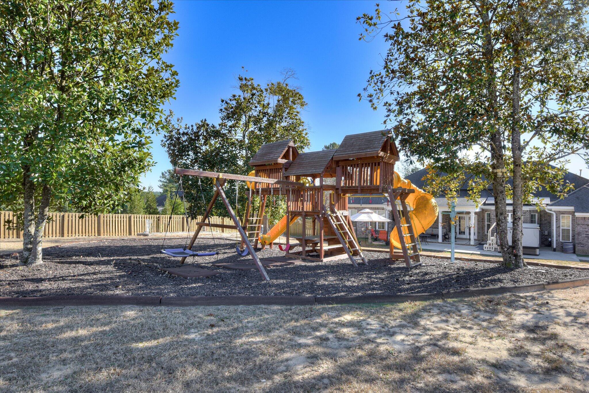 440 Bellingham Drive Property Photo 63