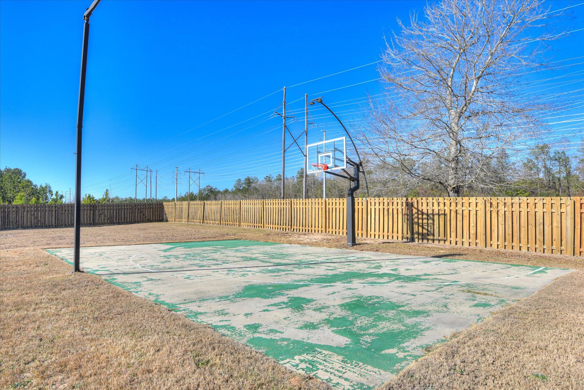 440 Bellingham Drive Property Photo 65
