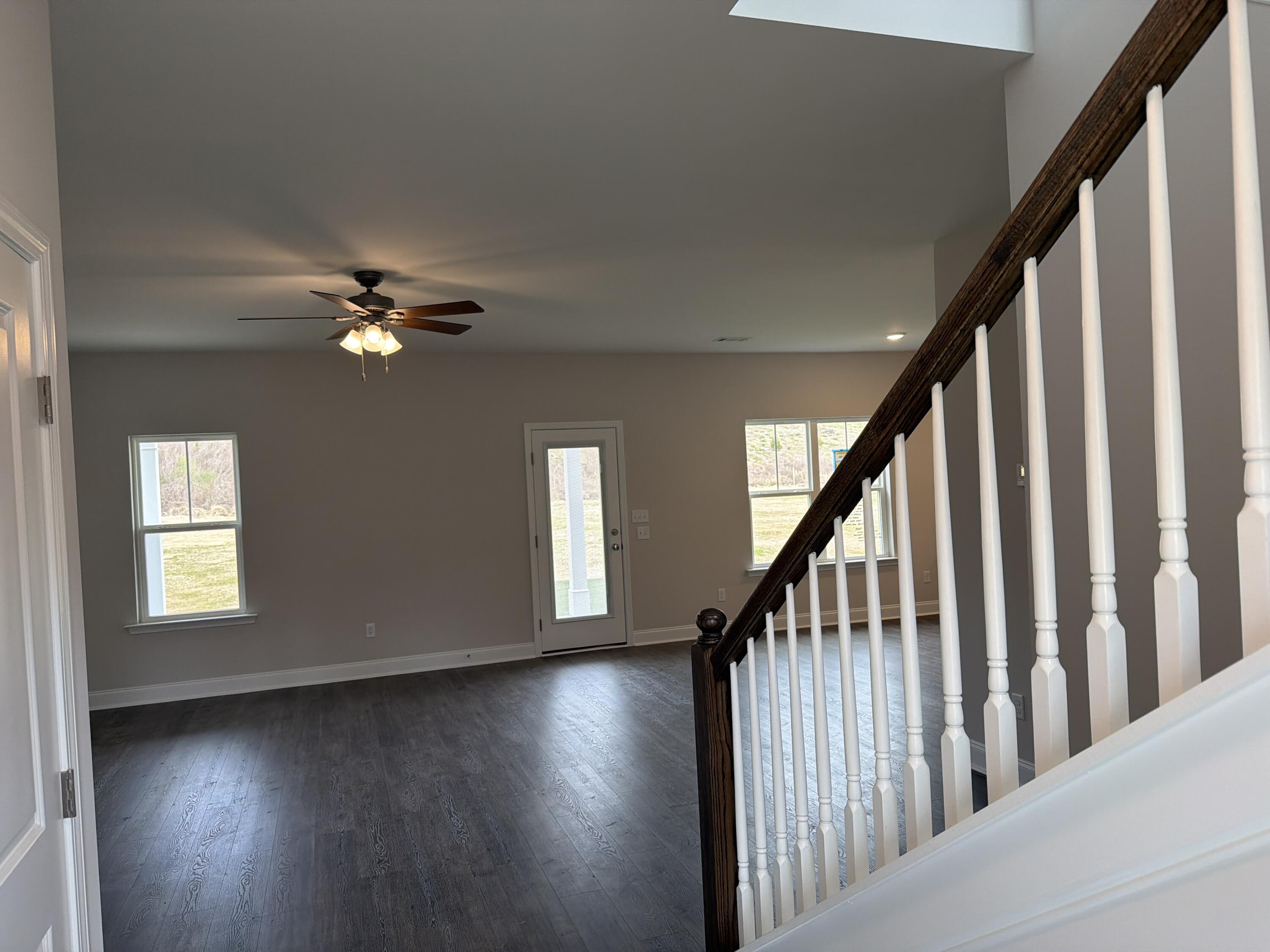 1320 Elias Station Property Photo 3