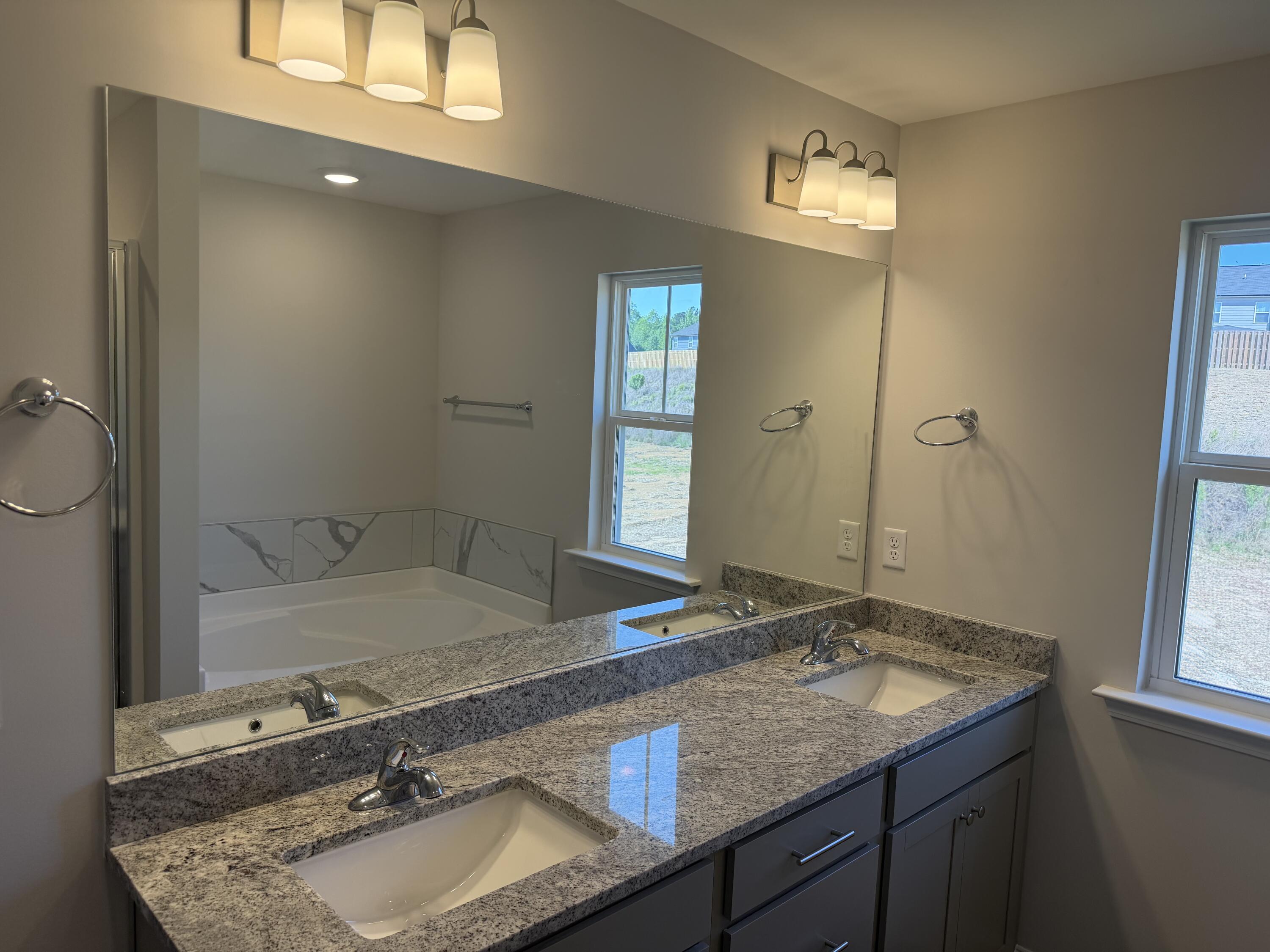 1320 Elias Station Property Photo 13
