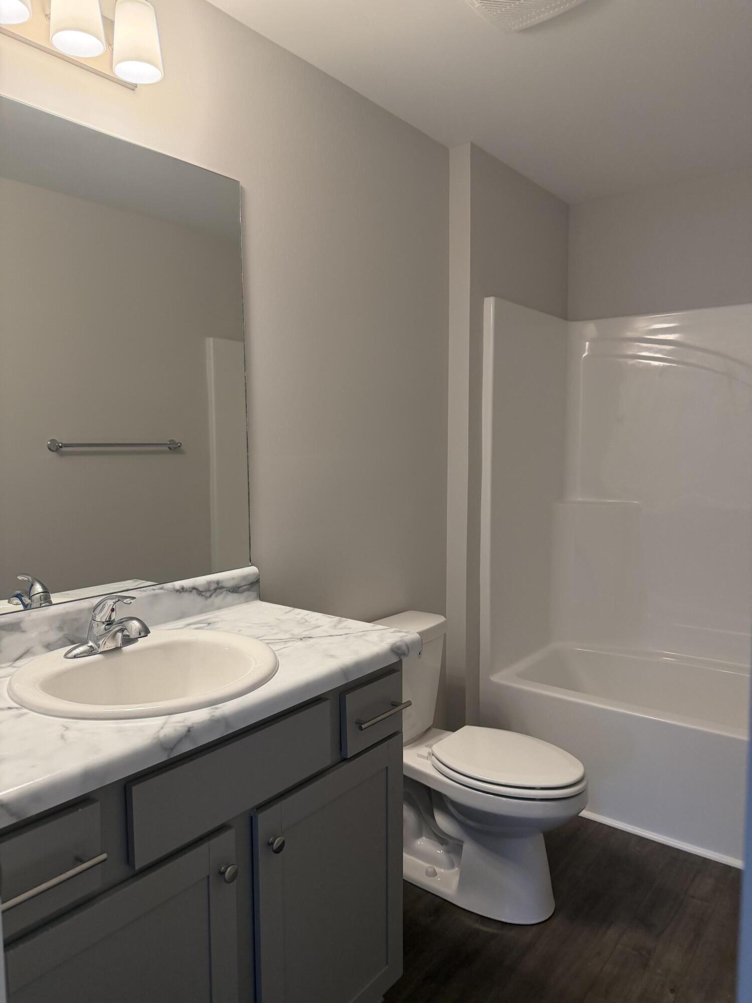 1320 Elias Station Property Photo 14