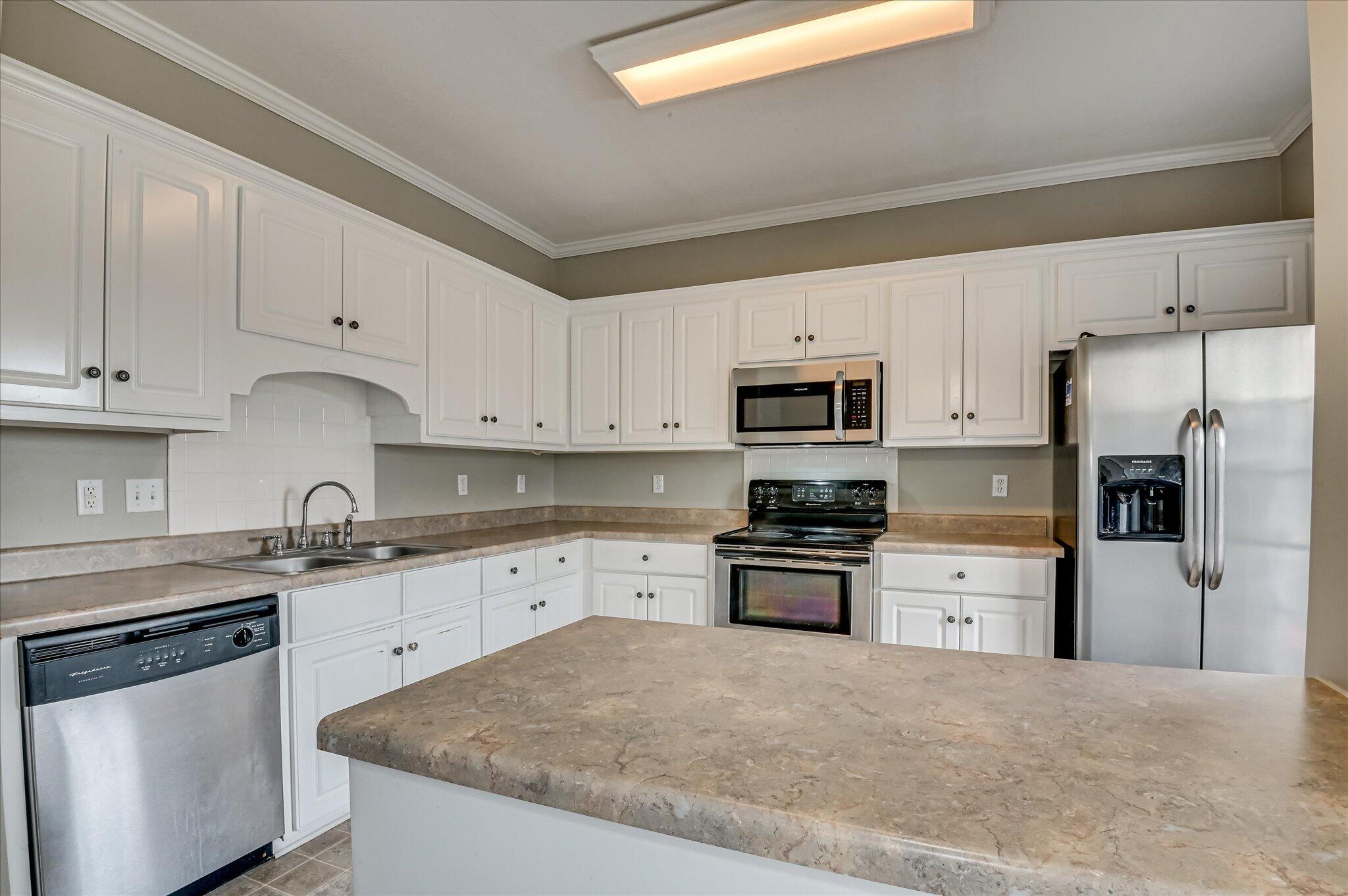 2817 Brickrun Way Property Photo 14