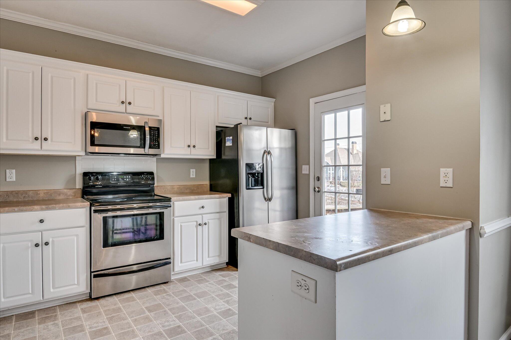 2817 Brickrun Way Property Photo 15