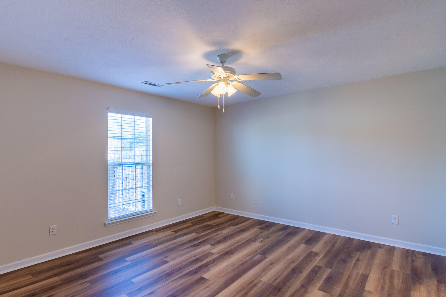 205 Bobwhite Drive Property Photo 9