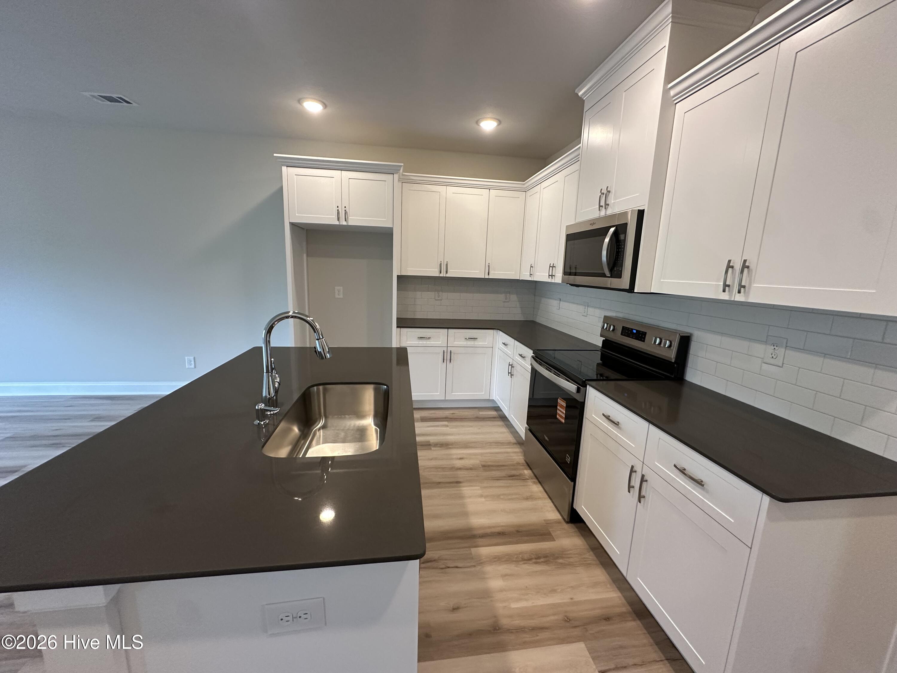 1071 Bobbye Drive 13a Property Photo 6