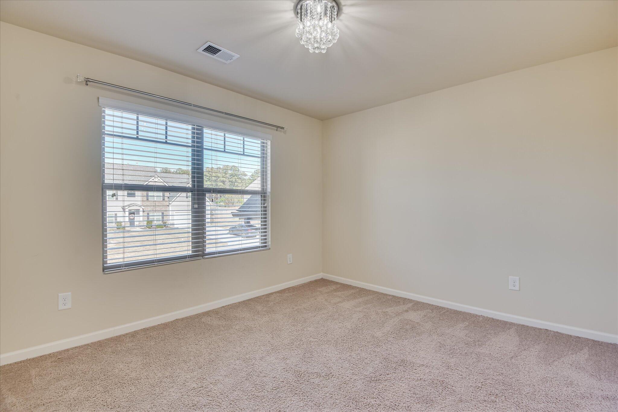 4703 Southwind Road Property Photo 45
