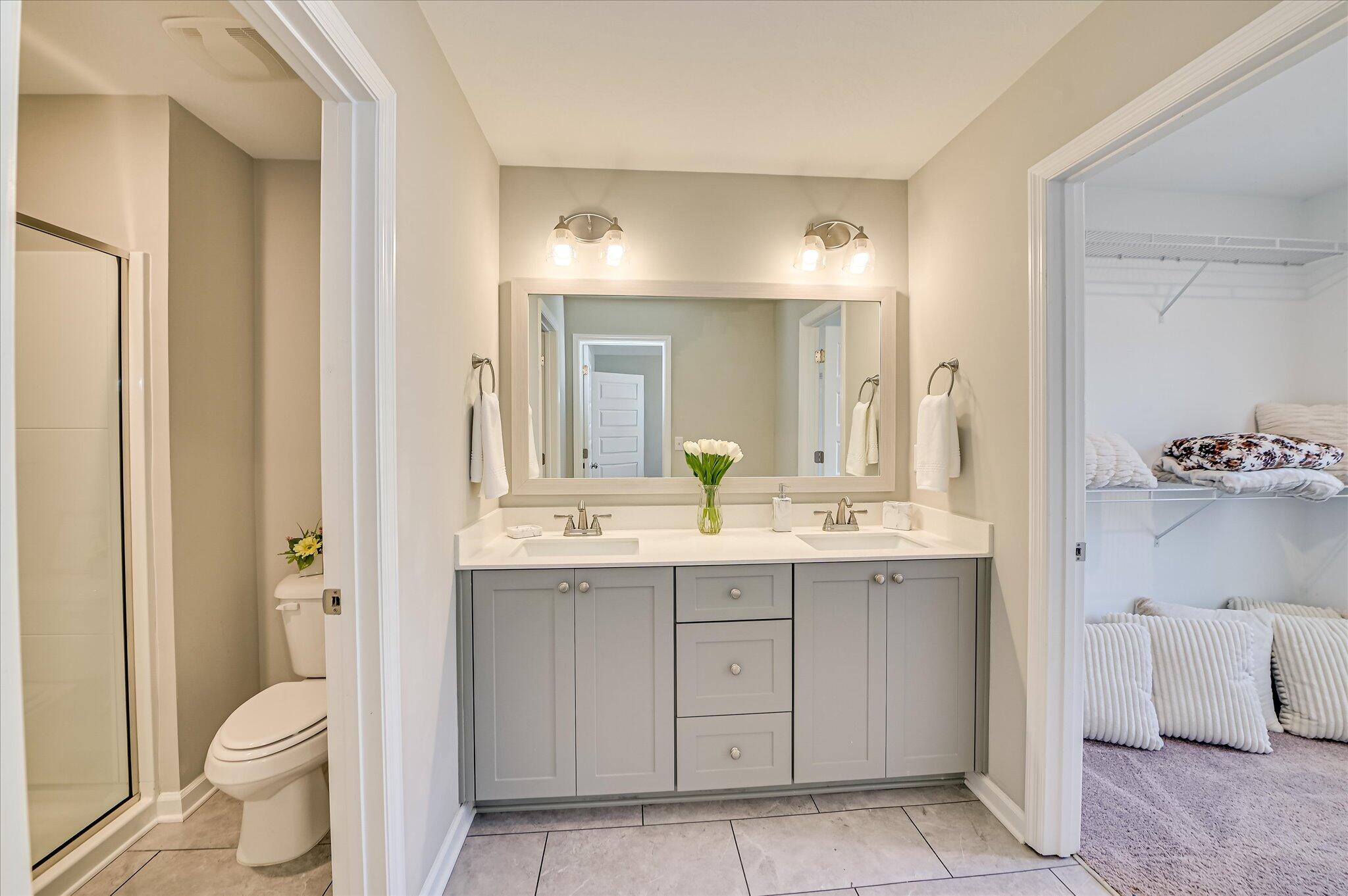 1067 Linsmore Avenue Property Photo 13