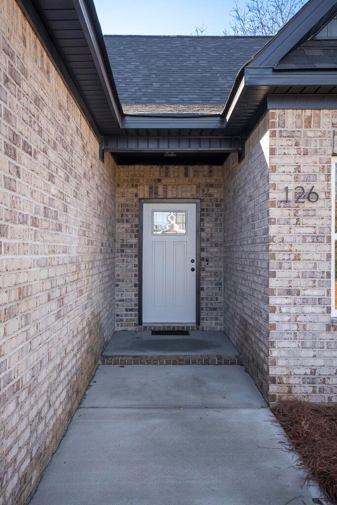 126 English Oak Lane Property Photo 3