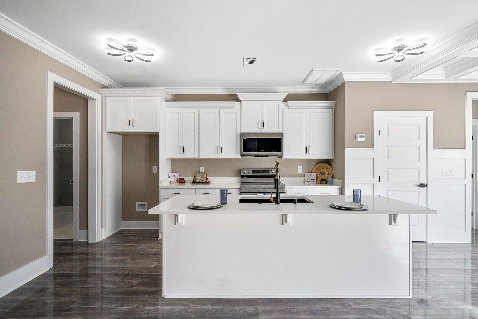 126 English Oak Lane Property Photo 11