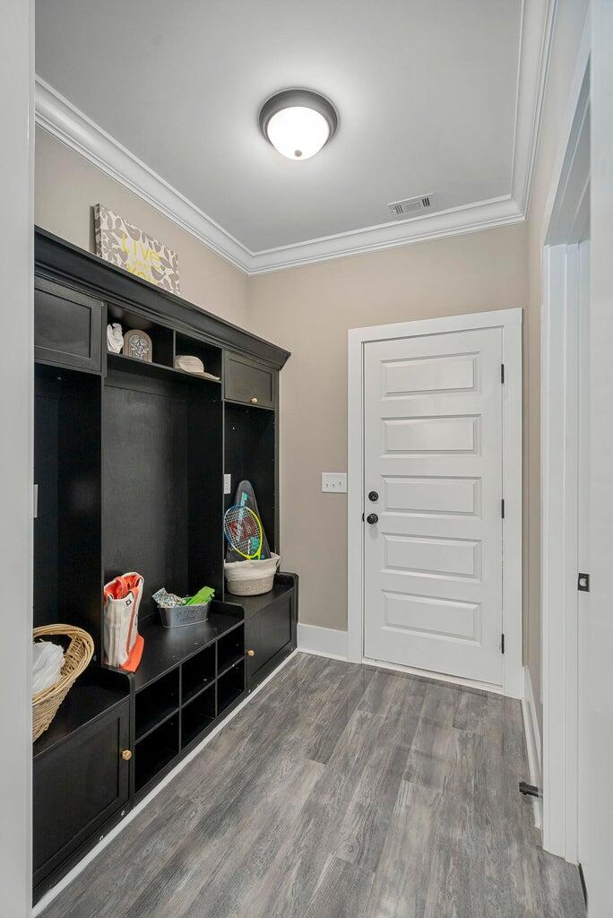 126 English Oak Lane Property Photo 18