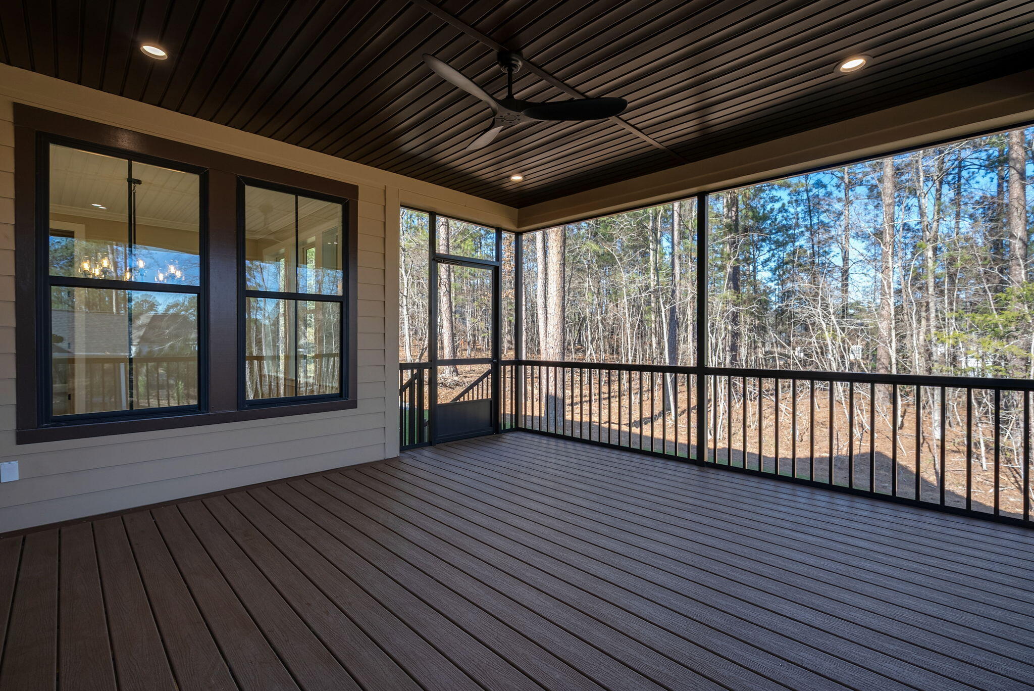 112 Elliott Circle Property Photo 48