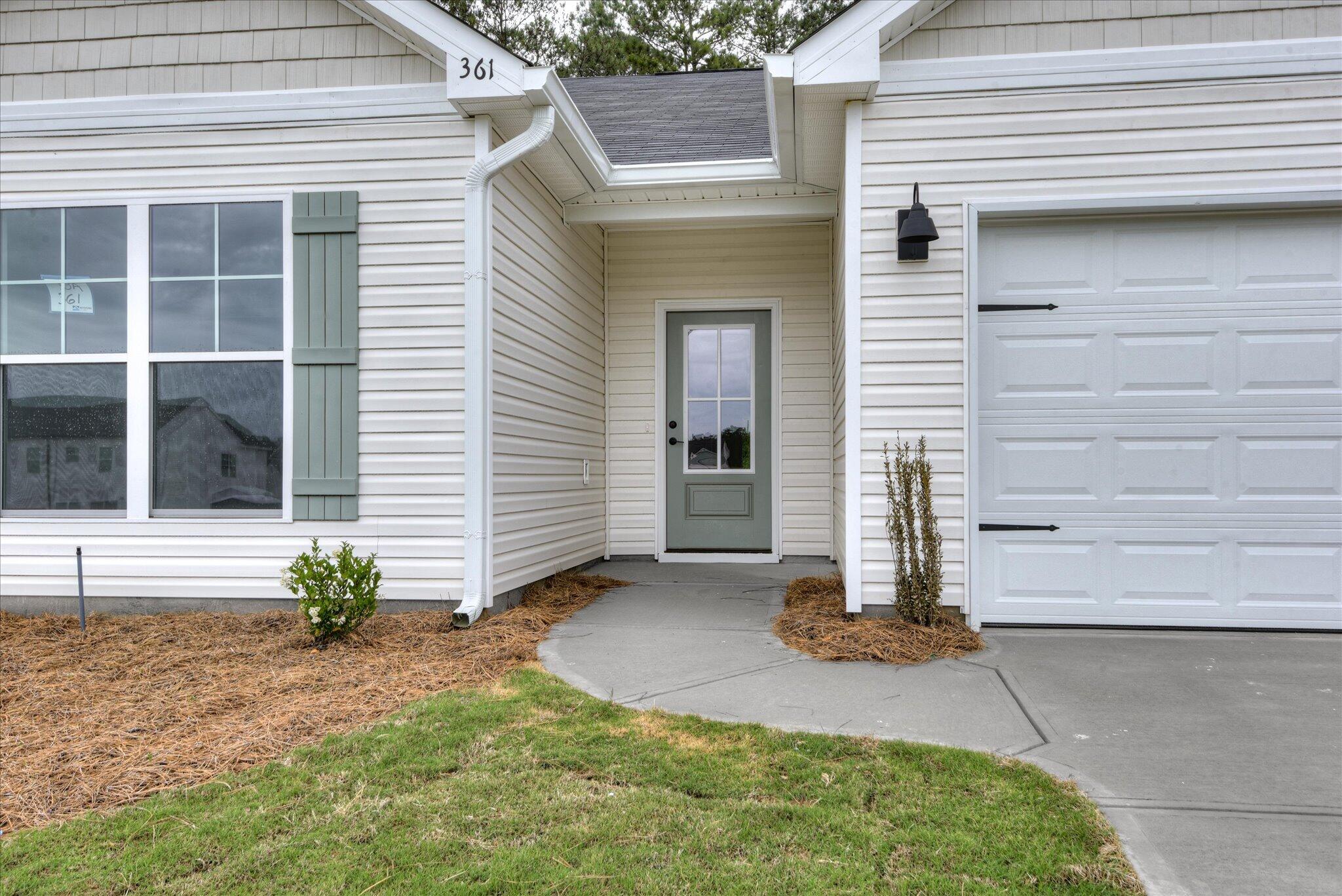 361 Bay Meadows Drive Property Photo 4