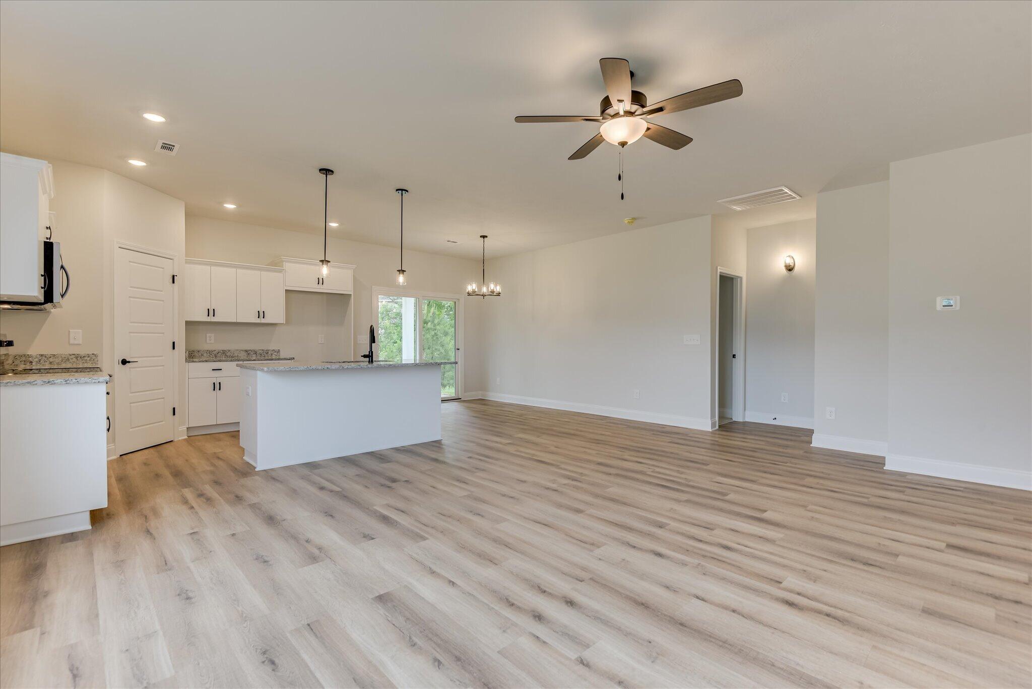 361 Bay Meadows Drive Property Photo 11