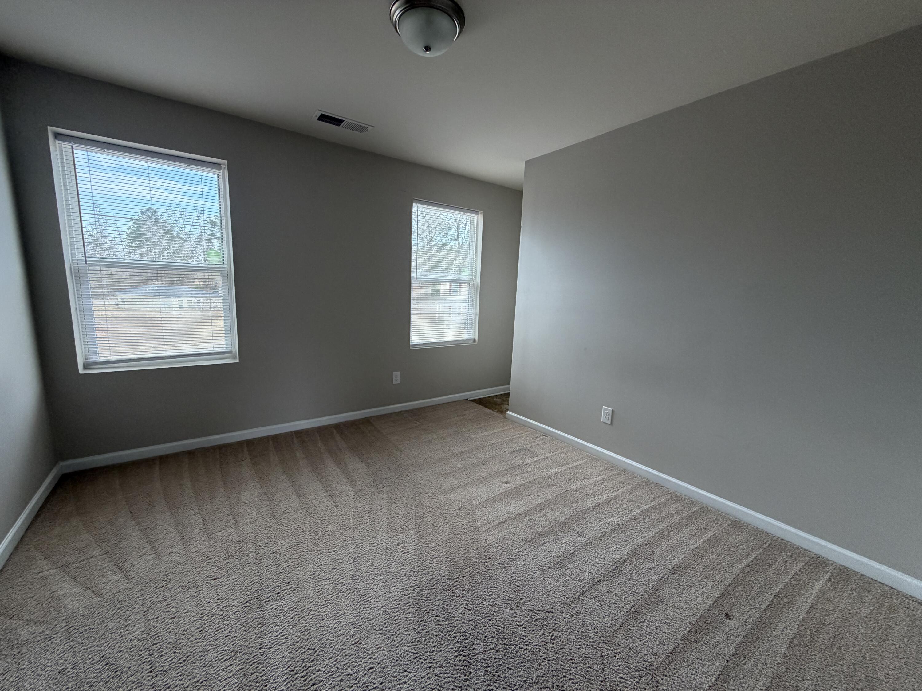 4010 Rambling Way Property Photo 9