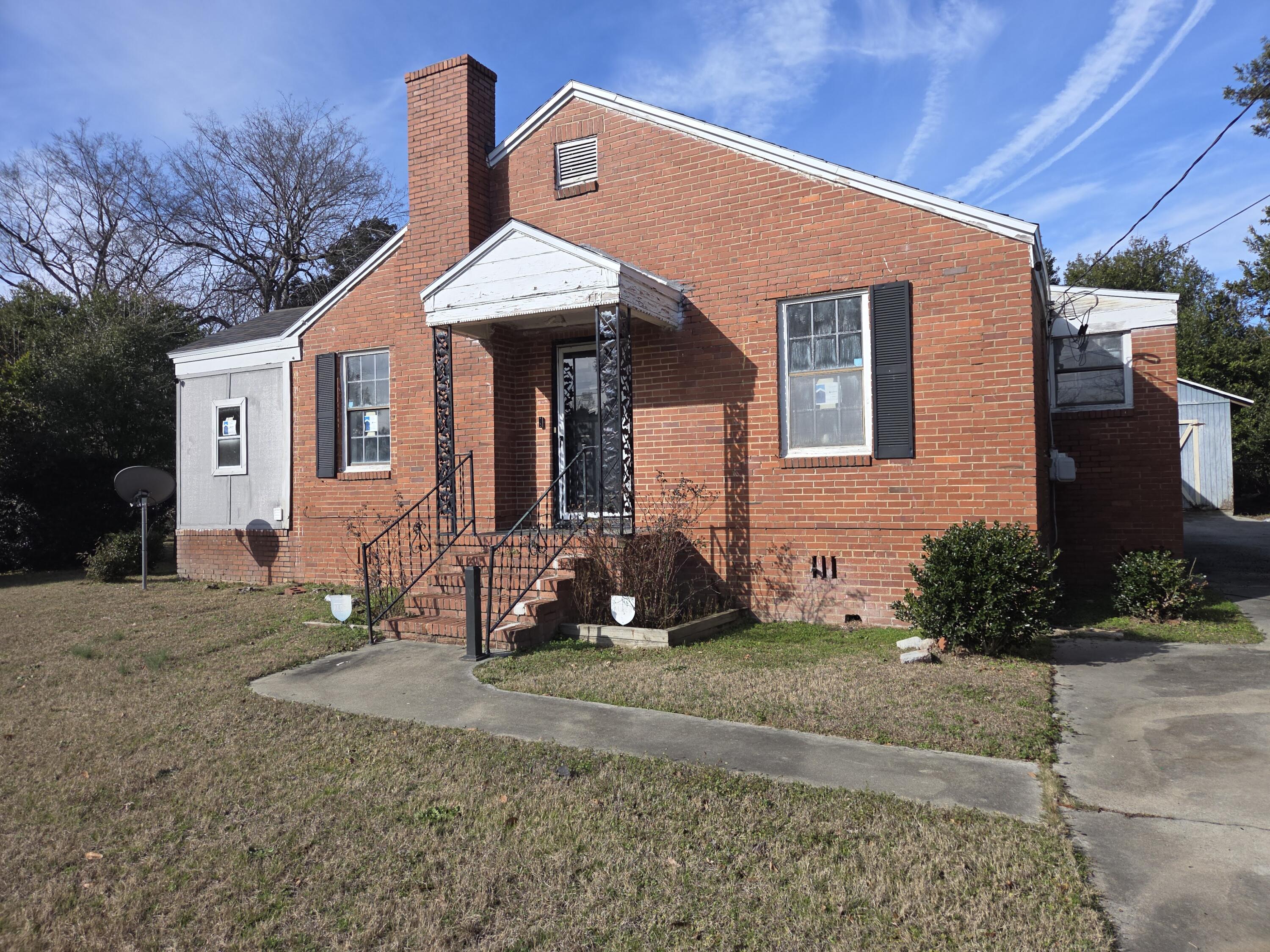 717 Tucker Avenue Property Photo 2