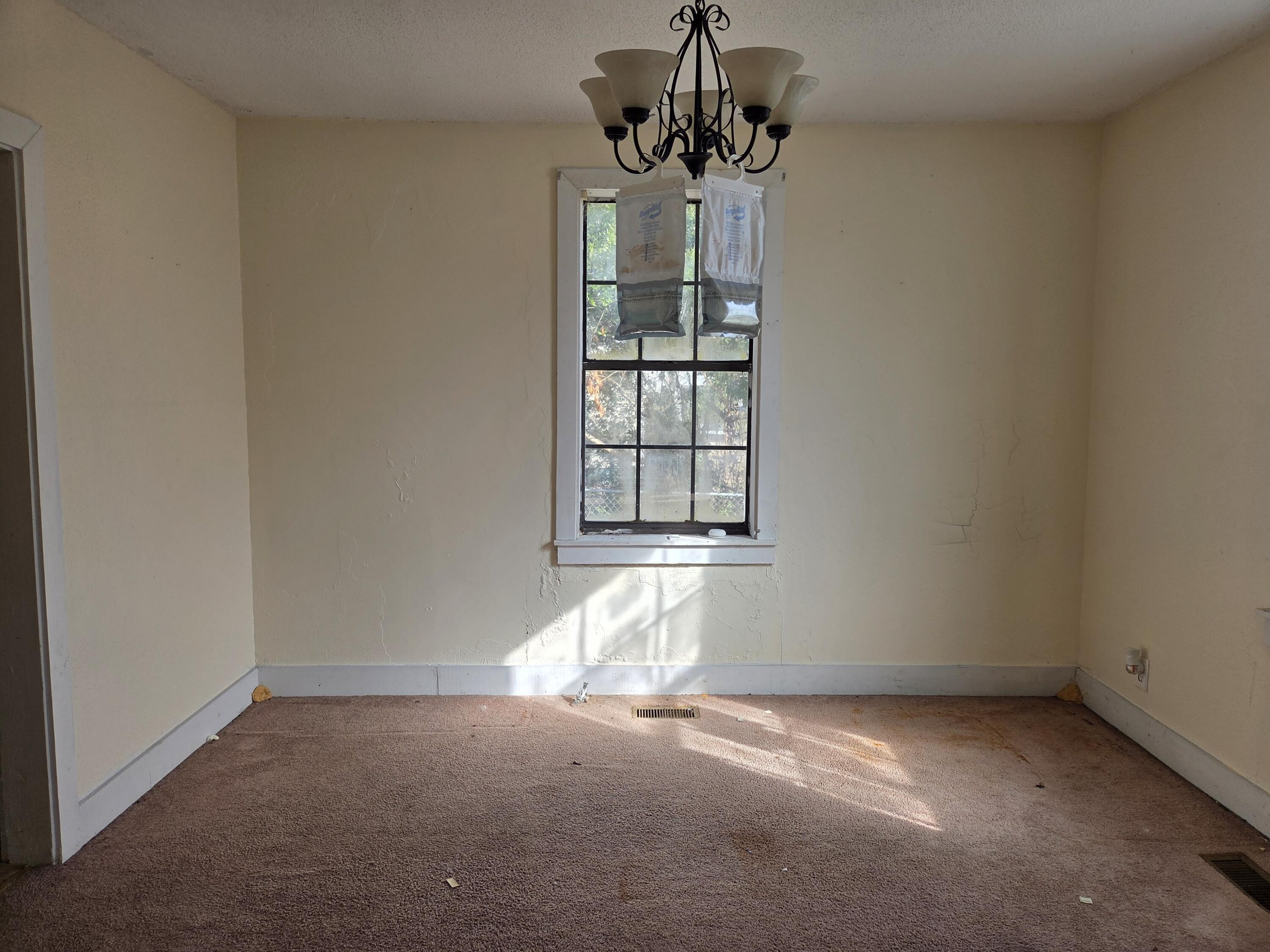 717 Tucker Avenue Property Photo 5