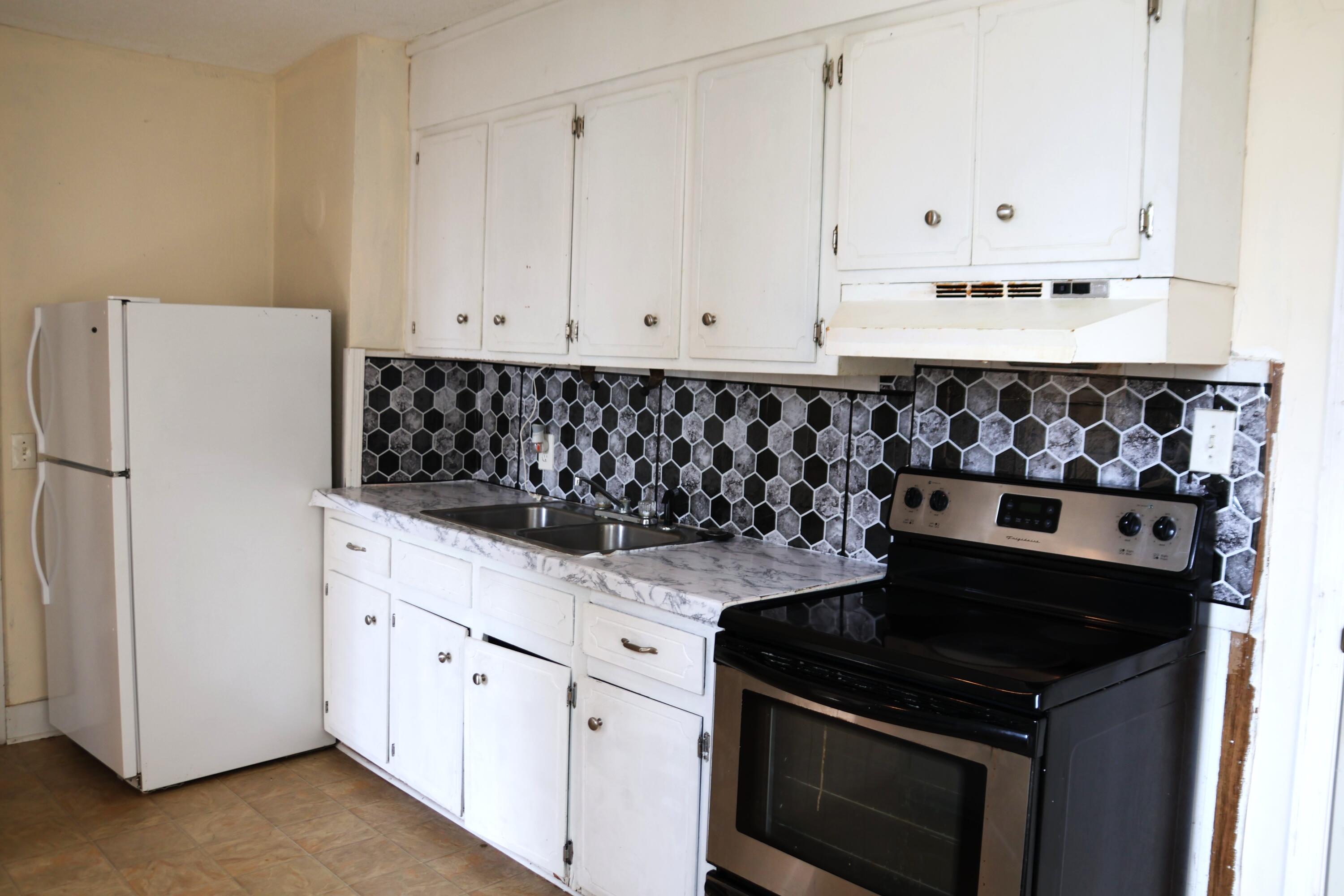 717 Tucker Avenue Property Photo 8