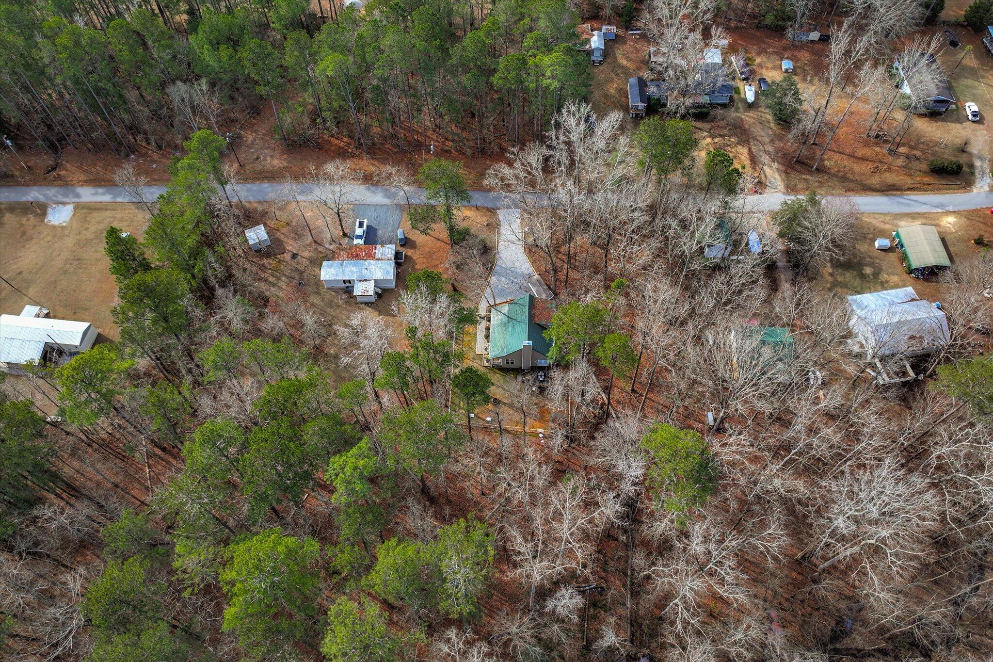 1442 Shore Line Drive Property Photo 11