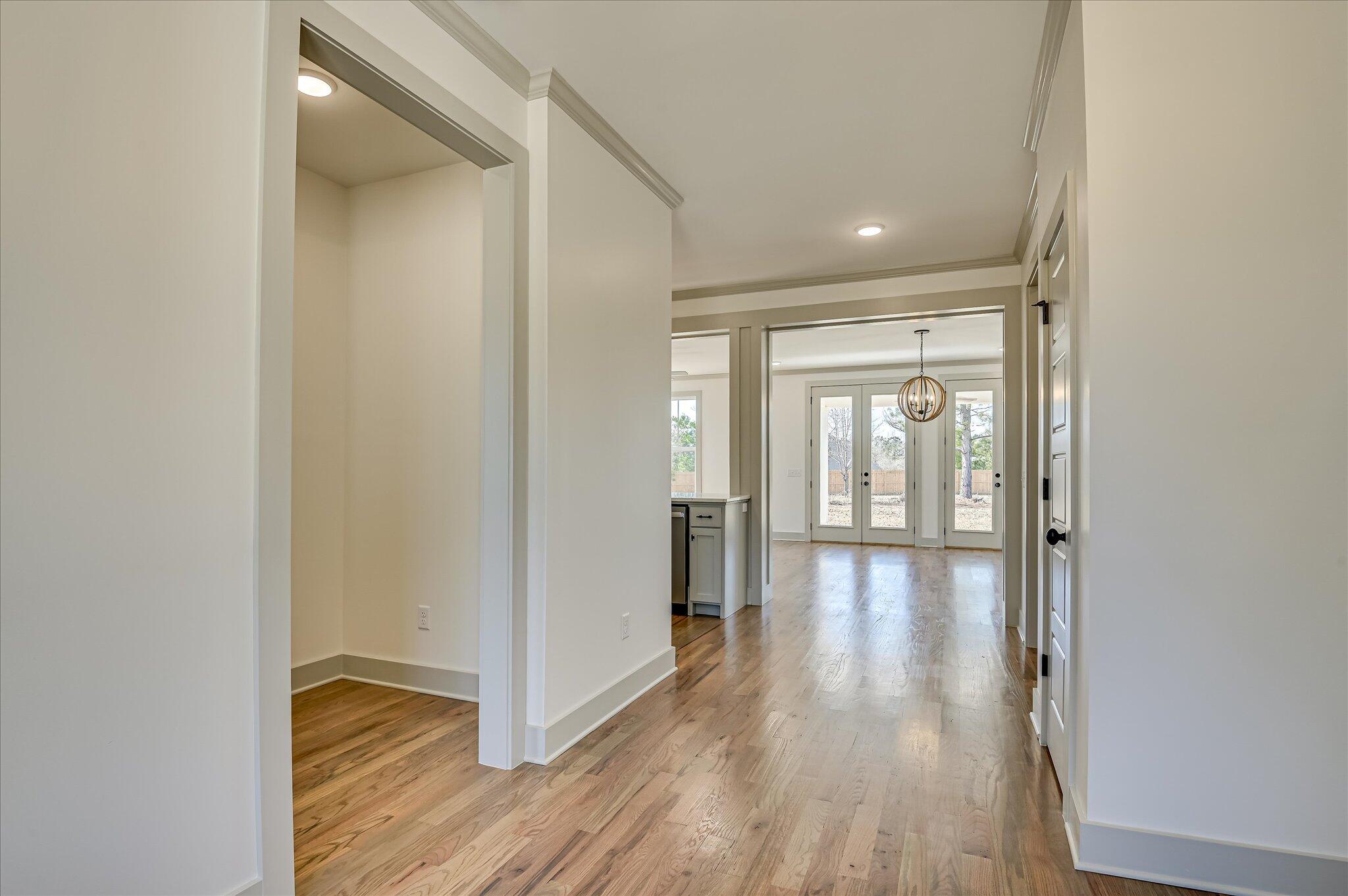 108 Meadow View Lane Property Photo 6