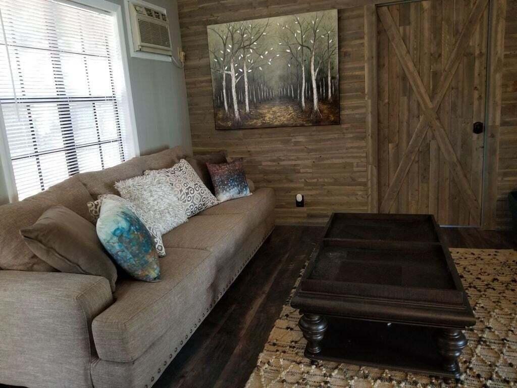1647a White Oak Road Property Photo 6