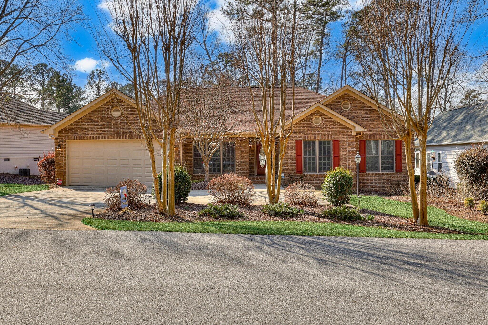 124 Magnolia Drive Property Photo 1