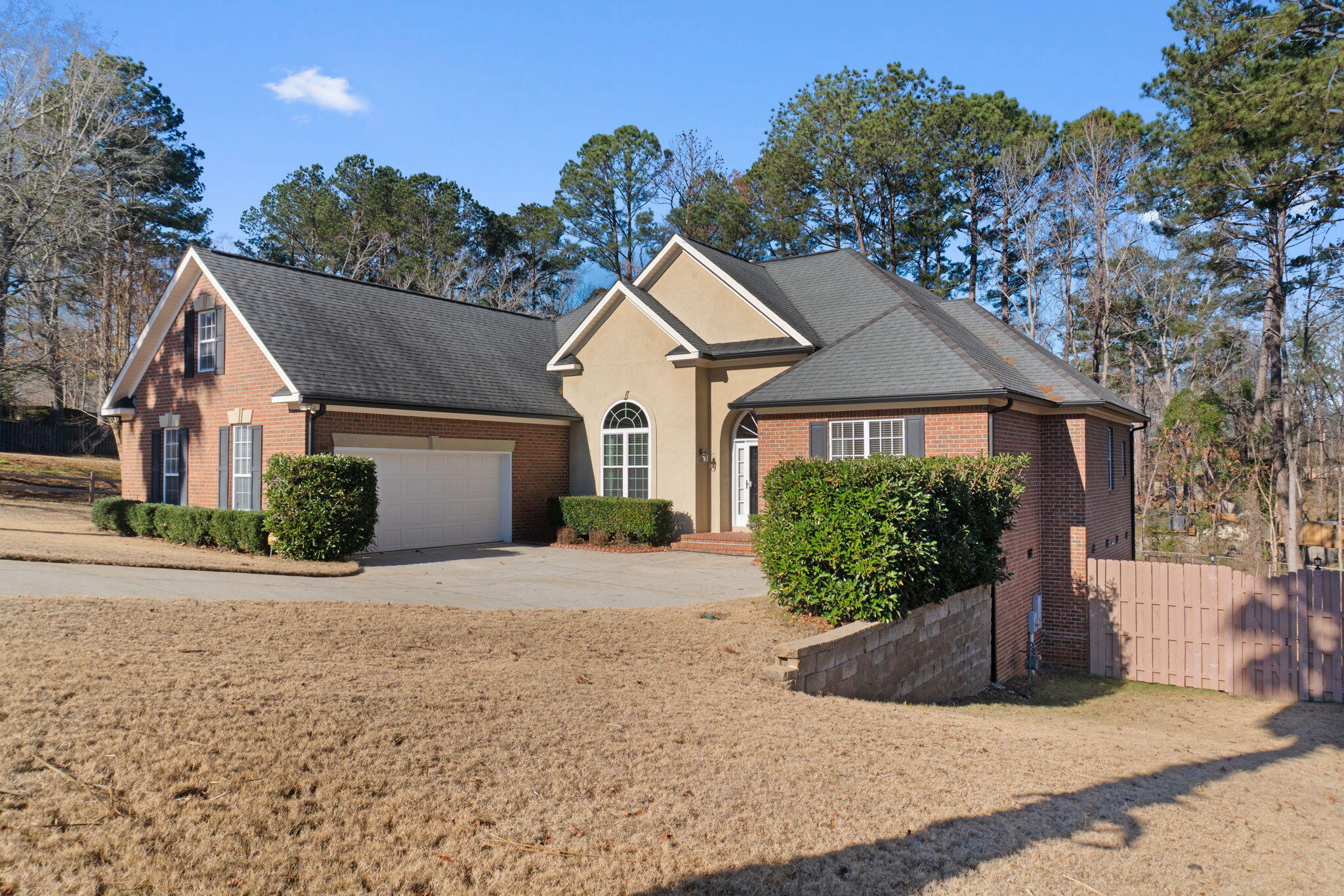 1217 Oakton Trail Property Photo 3
