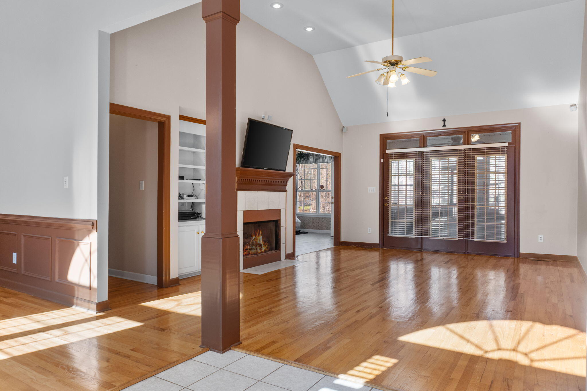 1217 Oakton Trail Property Photo 5