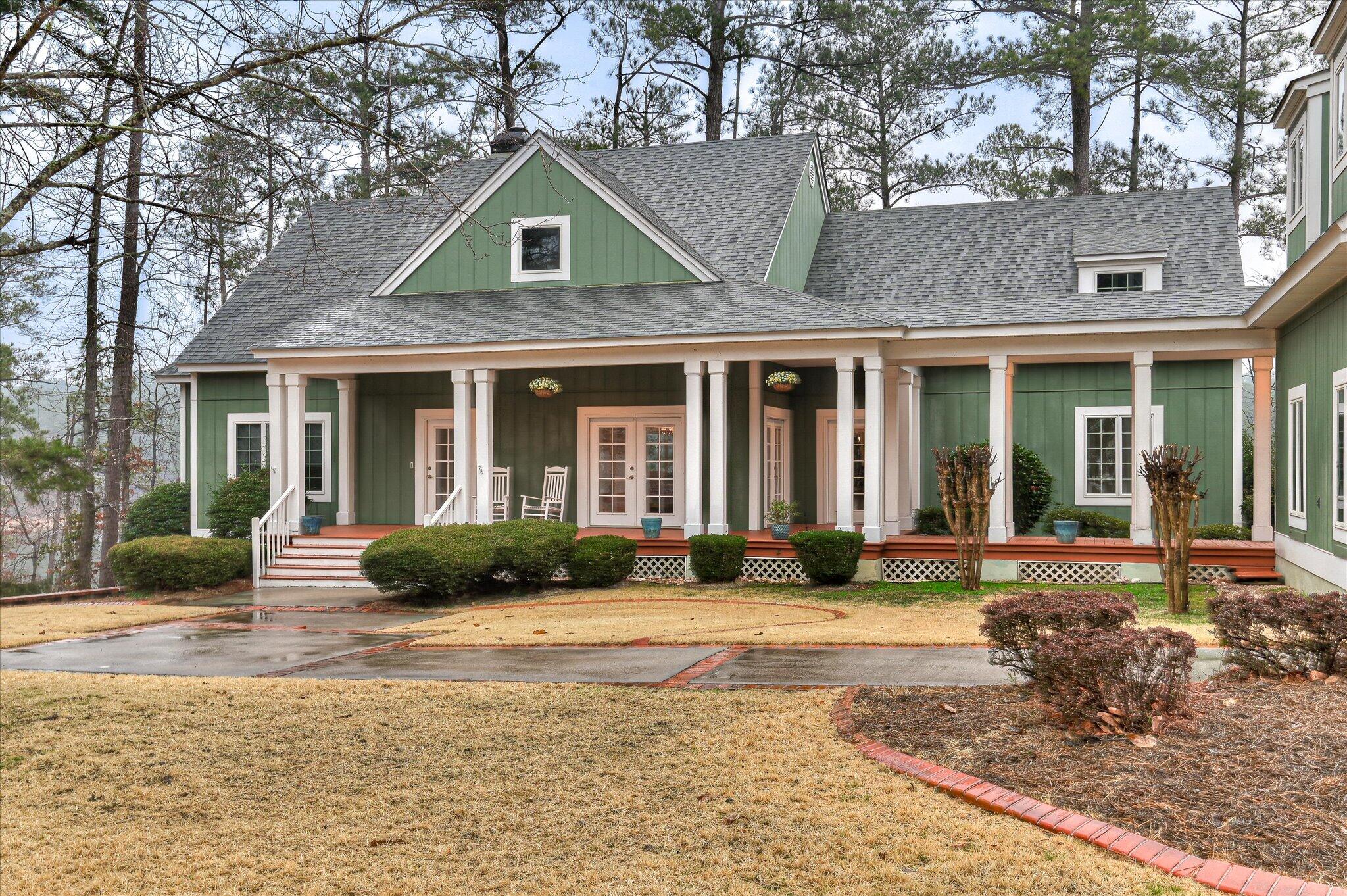 184 Savannah Drive Property Photo 4
