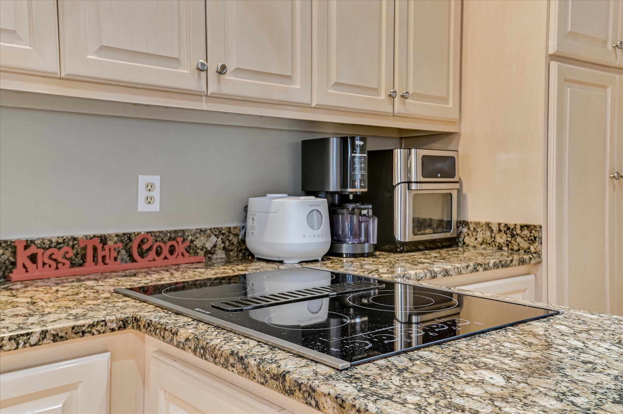 184 Savannah Drive Property Photo 28