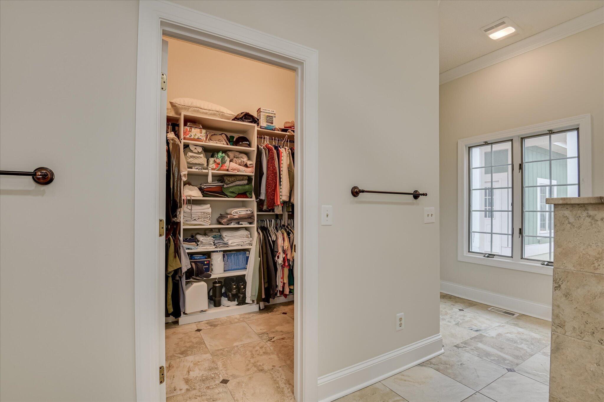 184 Savannah Drive Property Photo 40