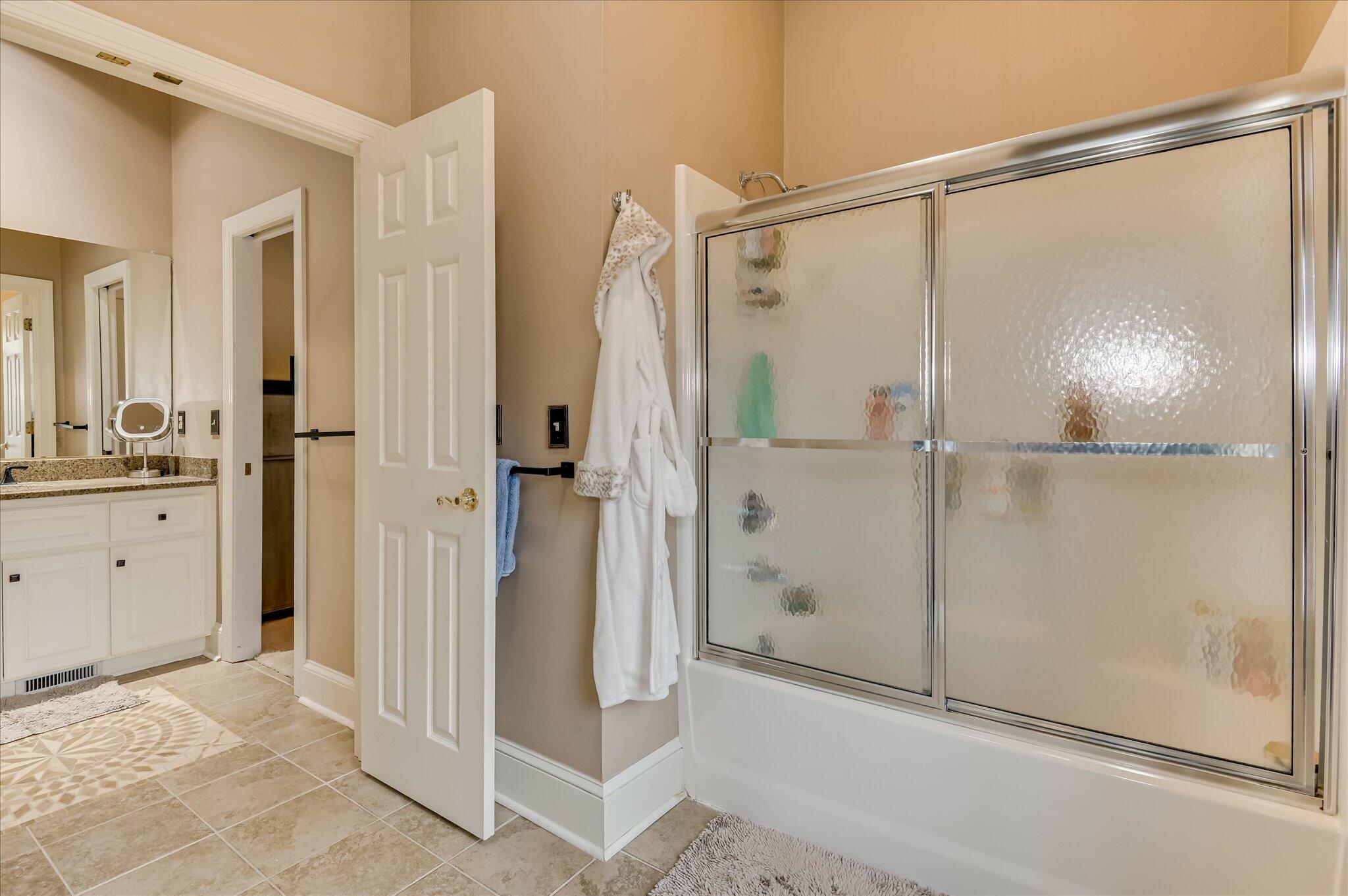 184 Savannah Drive Property Photo 44