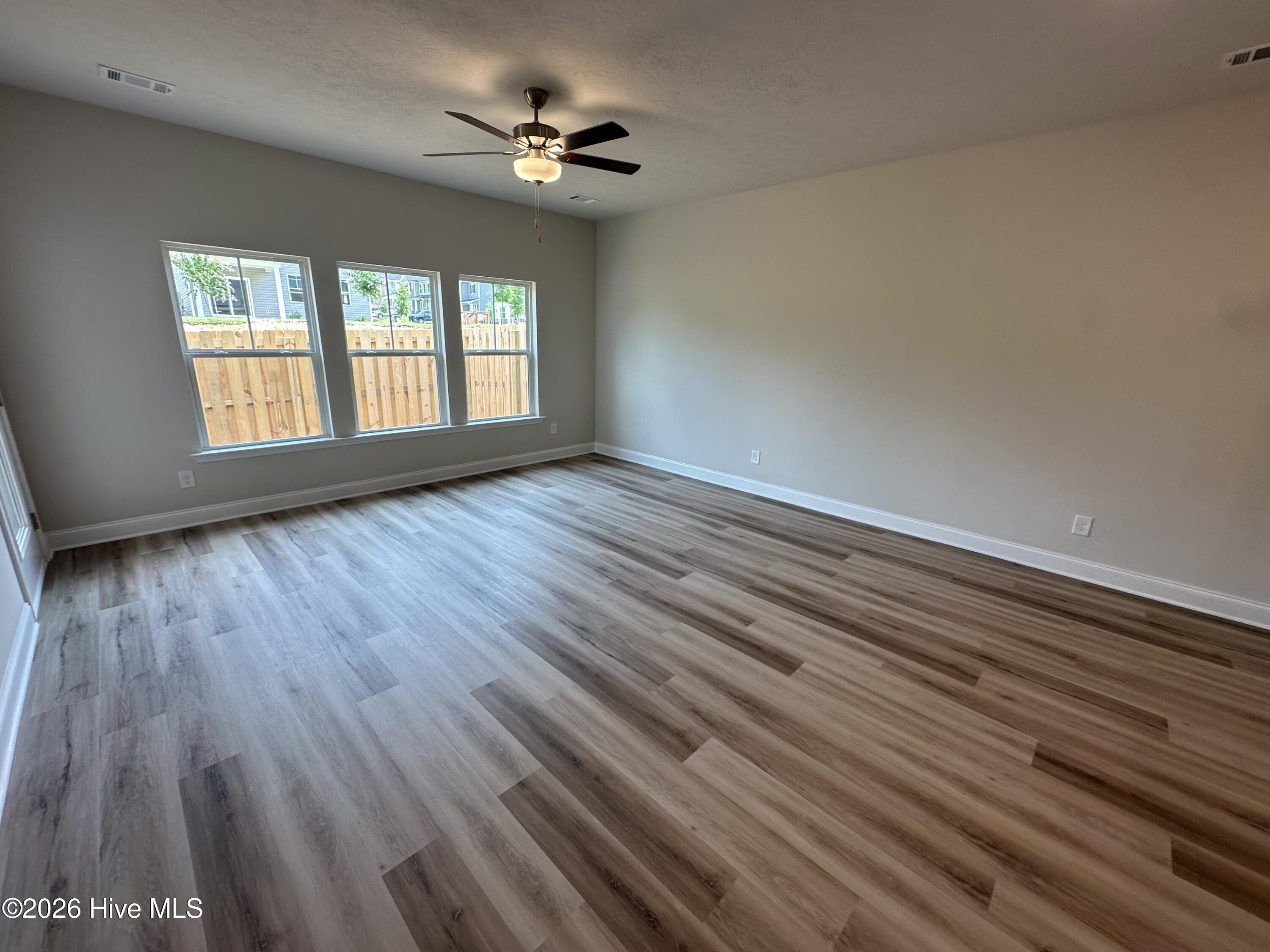 1105 Bobbye Drive 12a Property Photo 8